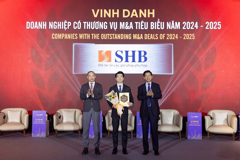 vinh-danh-shb-1765369482.jpg