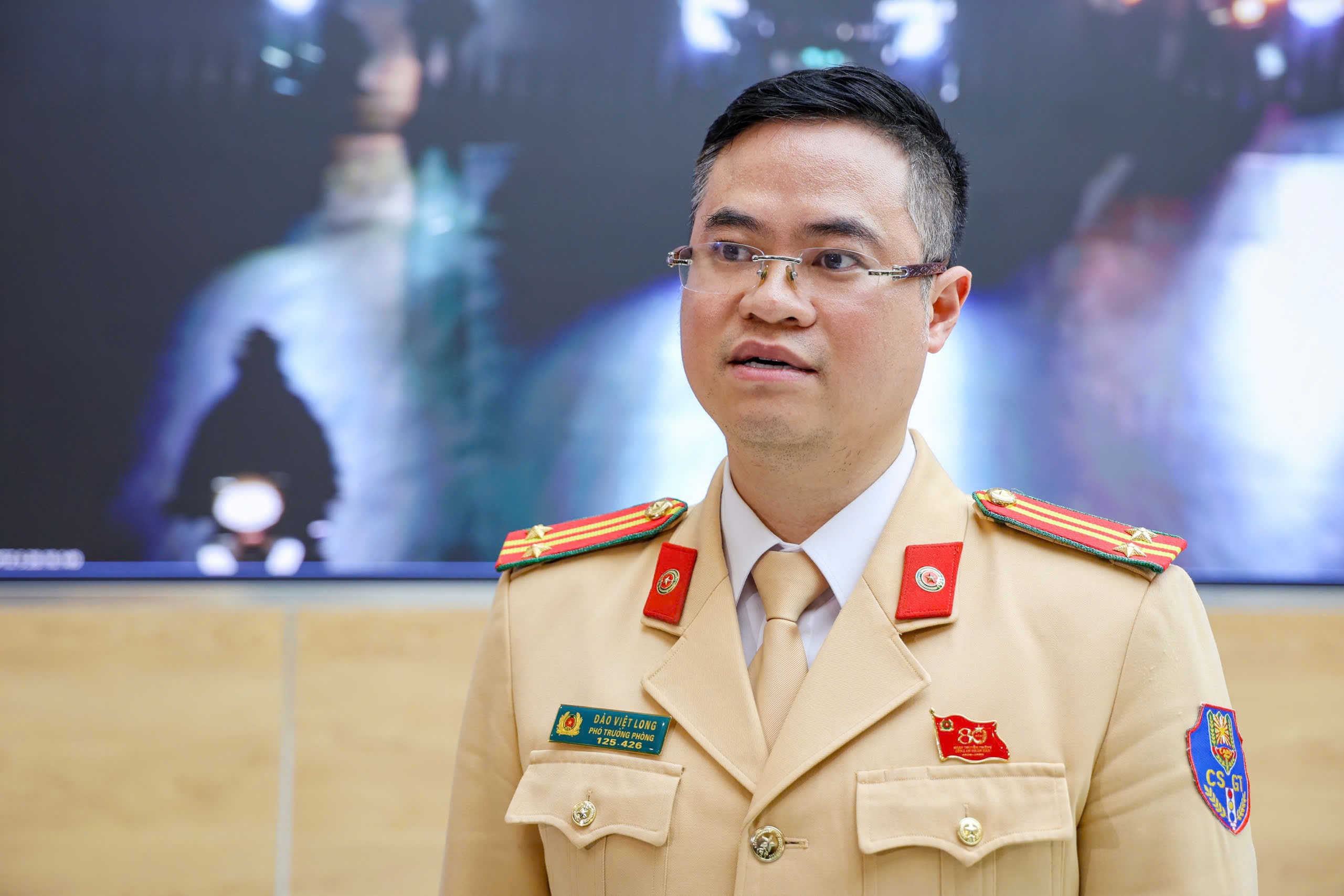 Trung tá Đào Việt Long, Phó Phòng Cảnh sát giao thông Công an TP Hà Nội.