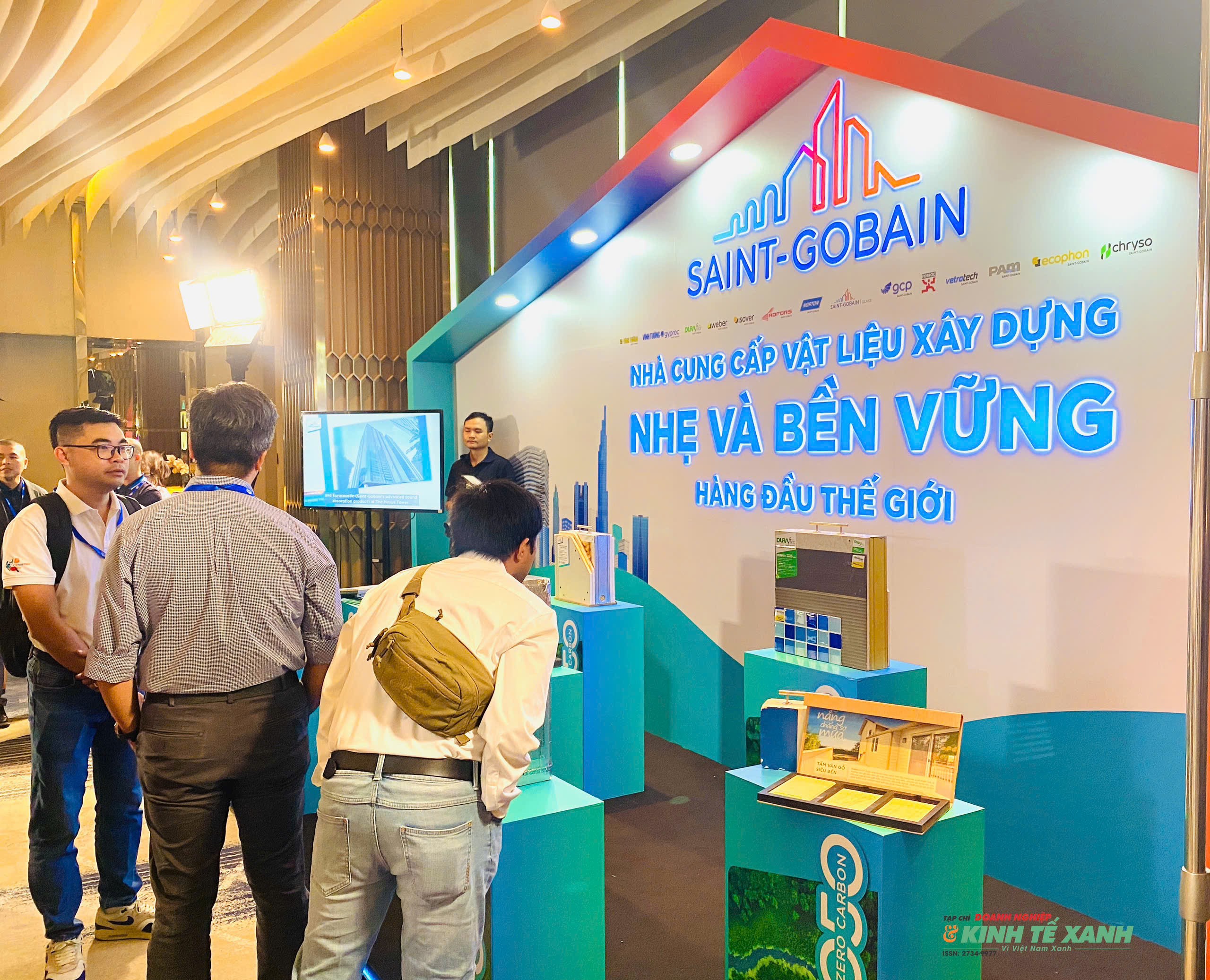 Chuyển đổi xanh trong xây dựng trở thành điều kiện sinh tồn trong một thị trường đang tái định hình theo những chuẩn mực mới của phát triển bền vững. 