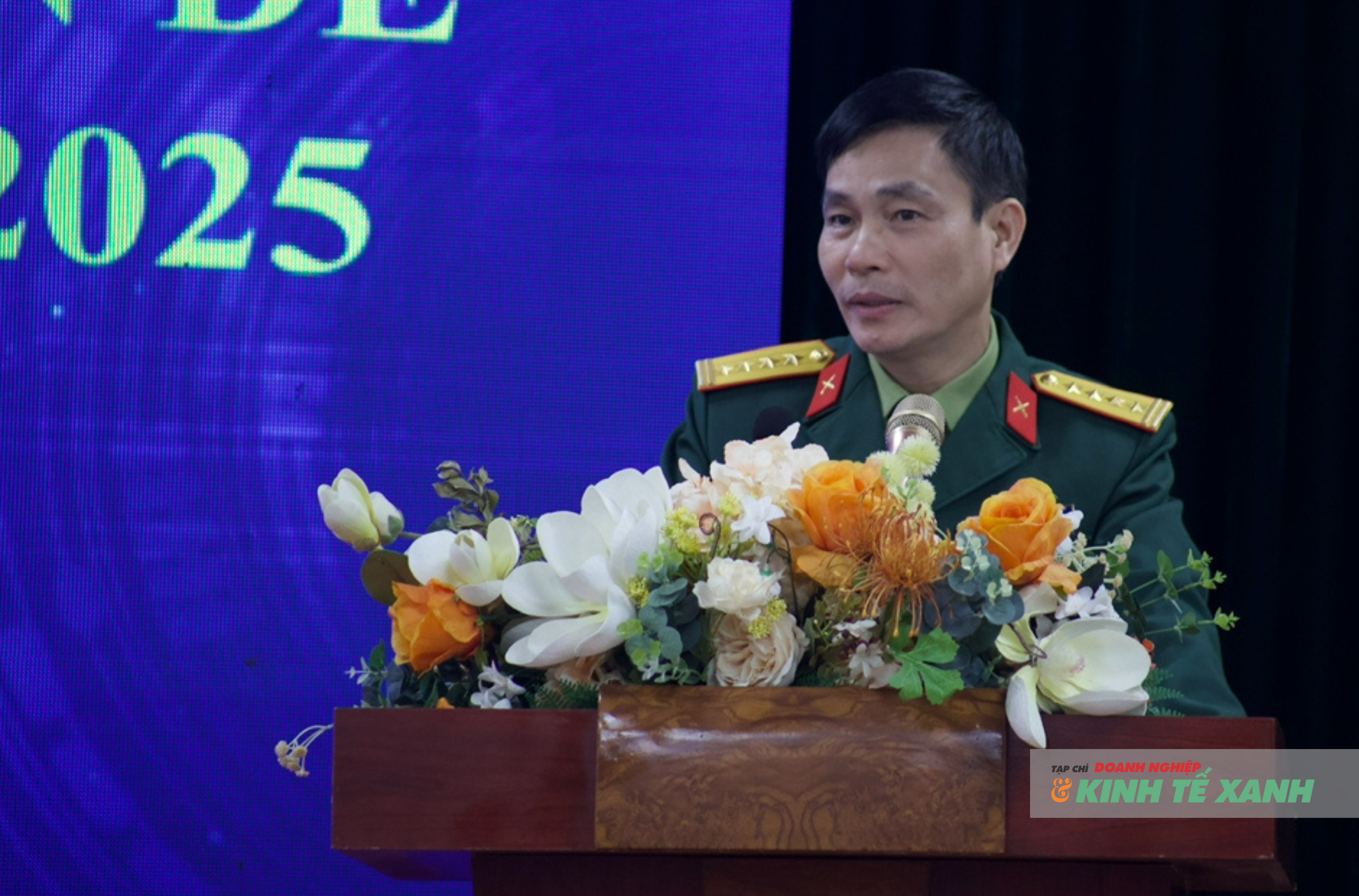 Ông Bùi Văn Tuấn – Phó Tham mưu trưởng Bộ Tư lệnh Thủ đô Hà Nội phát biểu tại Phiên giao dịch việc làm chuyên đề dành cho bộ đội xuất ngũ năm 2025.