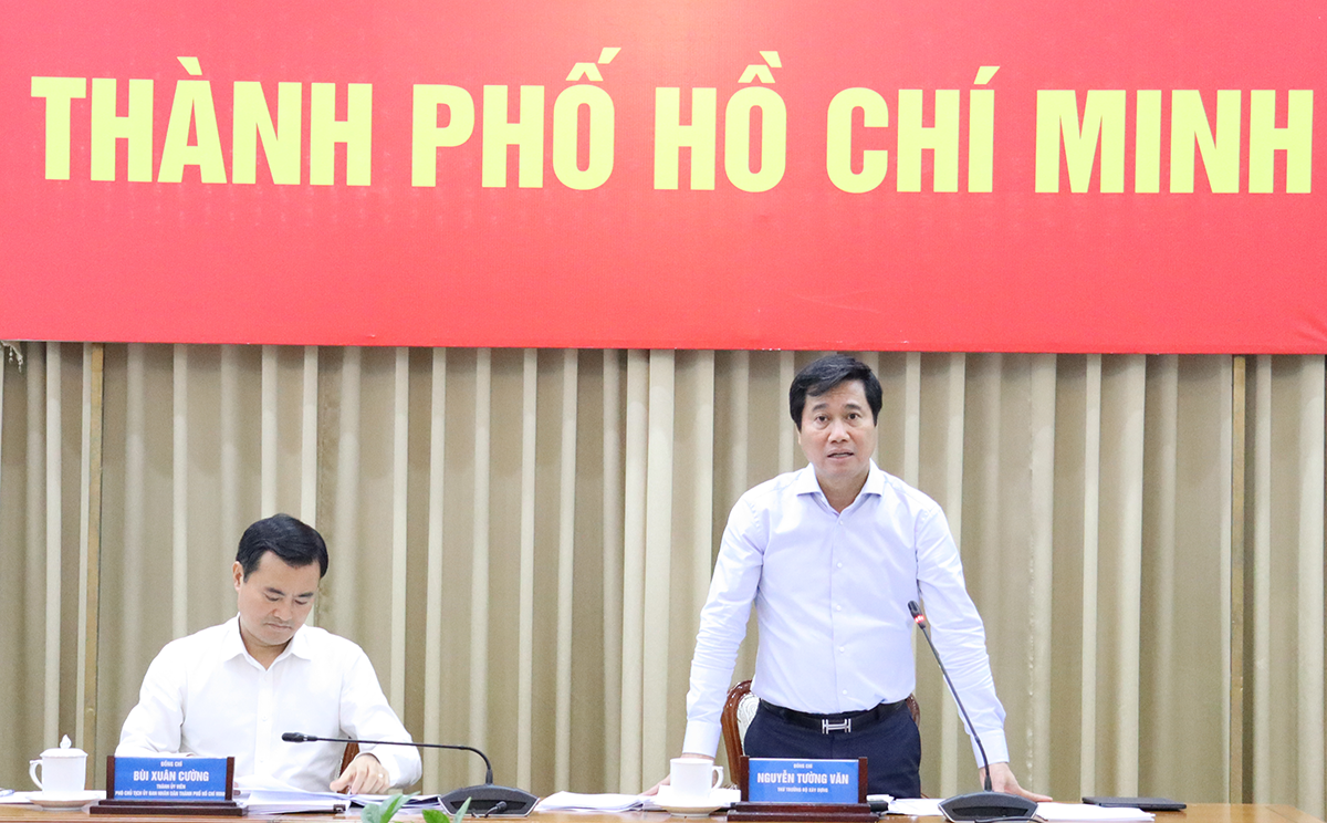 thu-truong-nguyen-tuong-van-phat-bieu-chi-dao-buoi-hop-bao-cao-1767055639.png