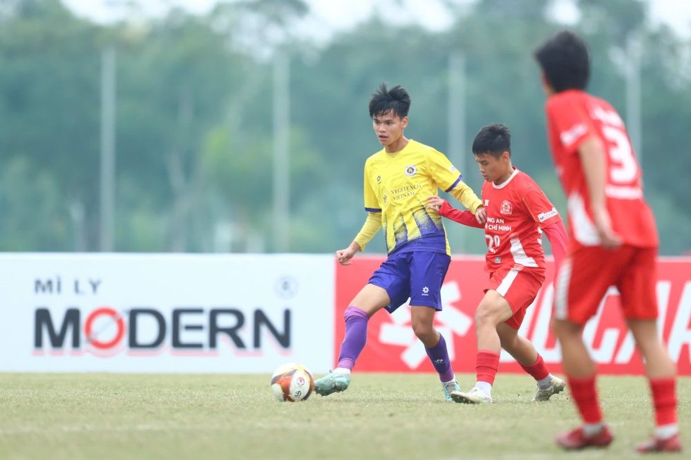 U19 Hà Nội thắng đậm 4-0 U19 Công an TP. Hồ Chí Minh