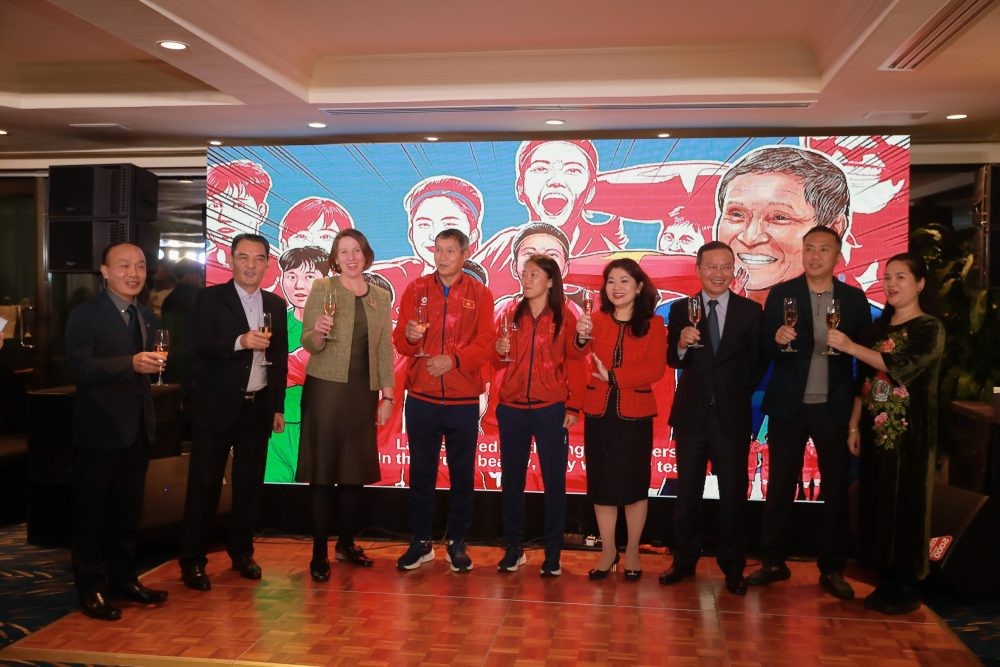 Đại sứ quán Australia tại Hà Nội tổ chức tiệc chào mừng đội tuyển nữ Việt Nam