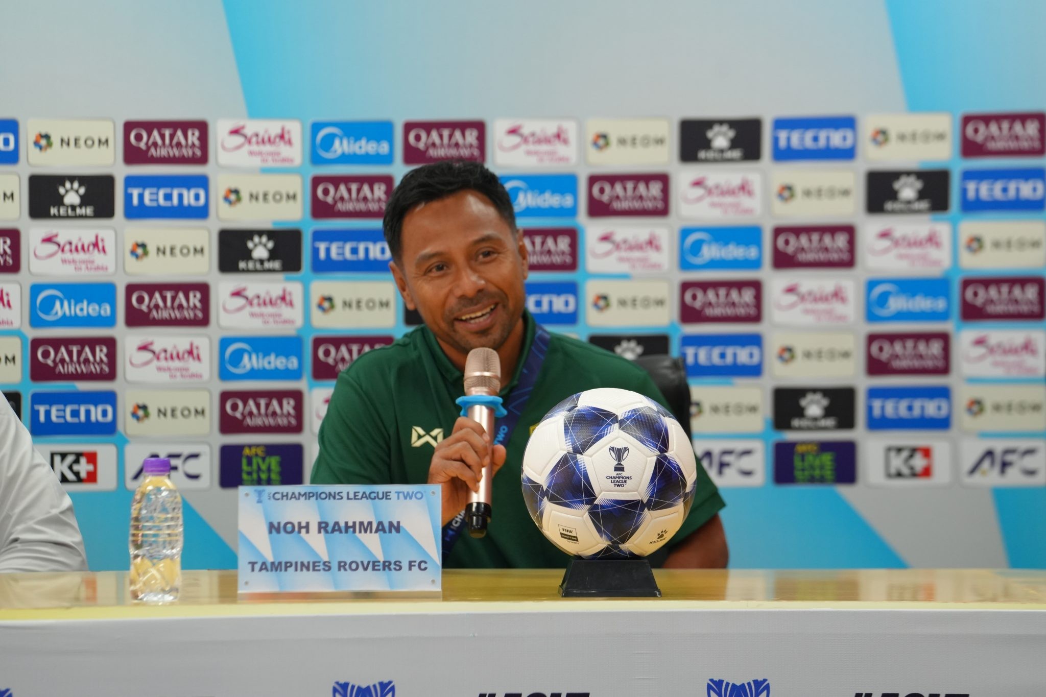 HLV trưởng Tampines Rovers FC - Noh Rahman