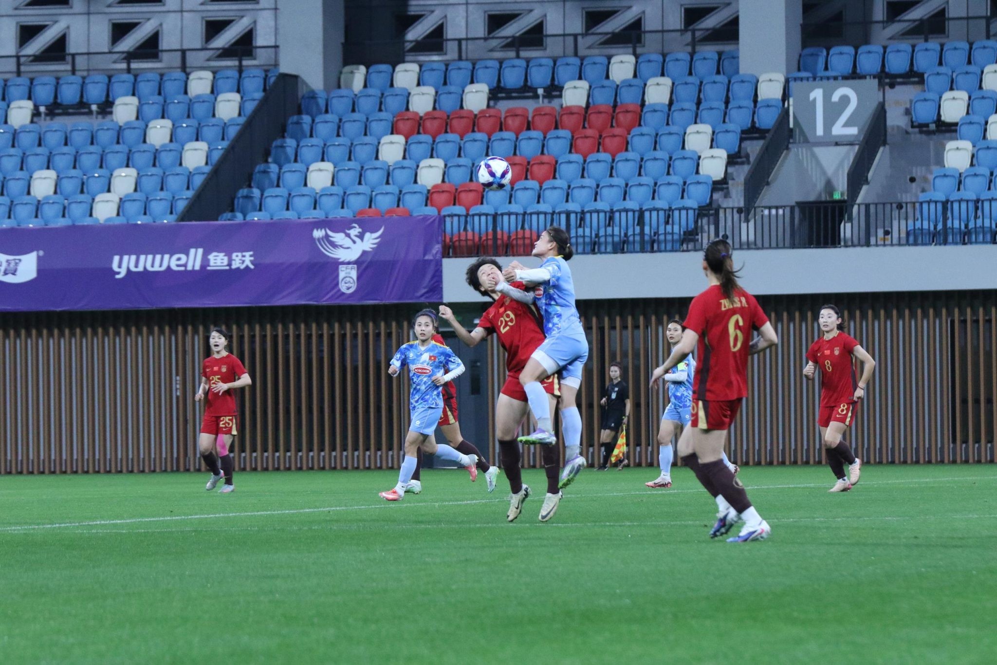 Hai trận đấu giao hữu với đội chủ nhà Trung Quốc là những màn tập dượt bổ ích cho các tuyển thủ nữ Việt Nam