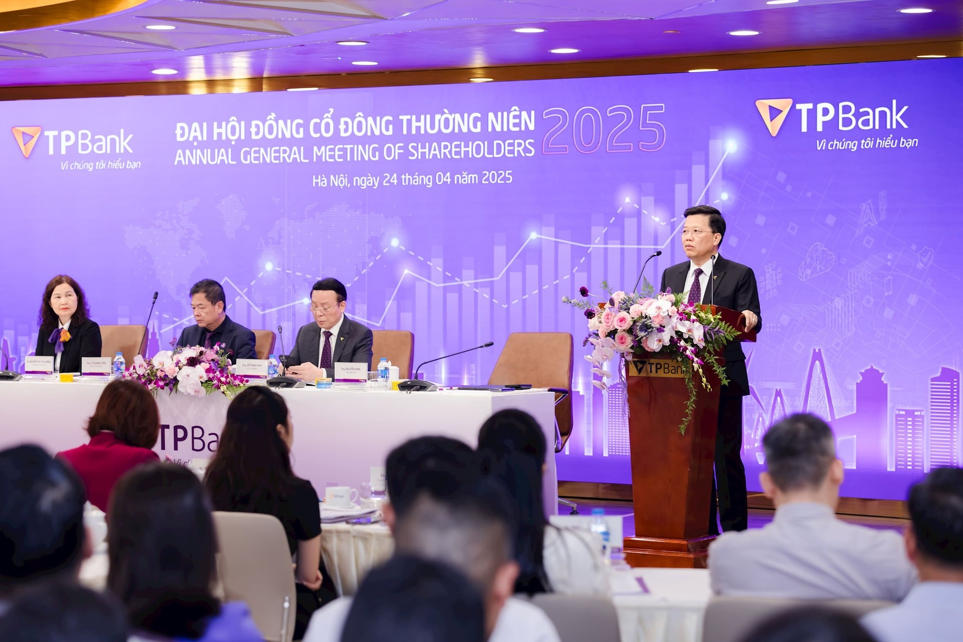dai-hoi-dong-co-dong-thuong-nien-nam-2025-cua-tpbank-1772435327.jpg