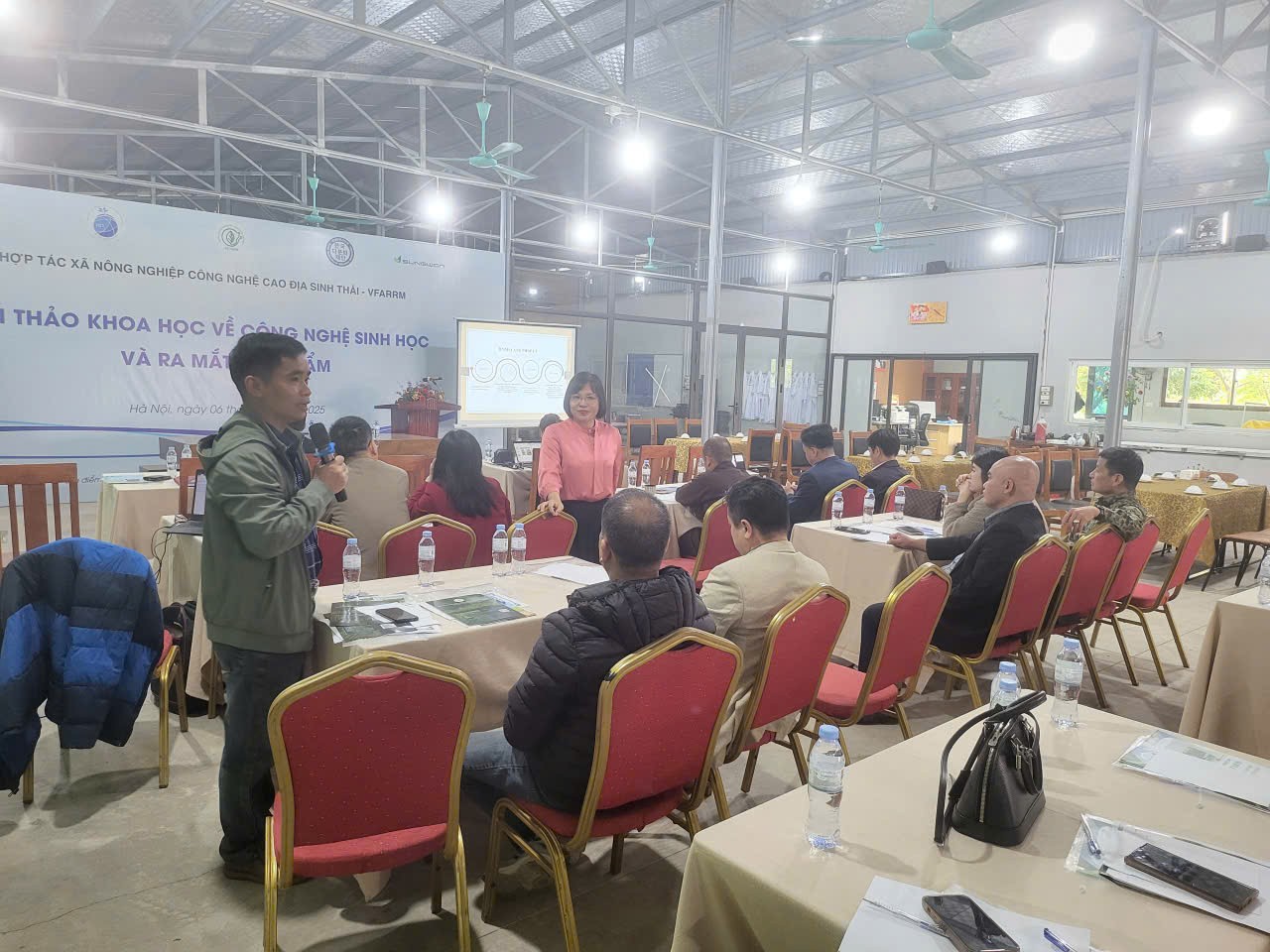 “Không chỉ trồng sạch mà còn bán tốt”: VFARM tập huấn sản xuất hữu cơ và marketing nông sản