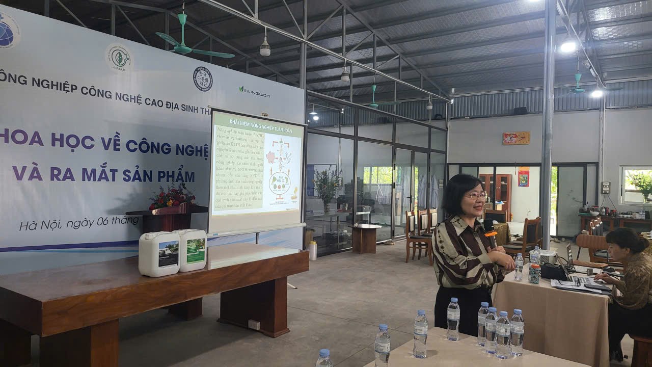 “Không chỉ trồng sạch mà còn bán tốt”: VFARM tập huấn sản xuất hữu cơ và marketing nông sản