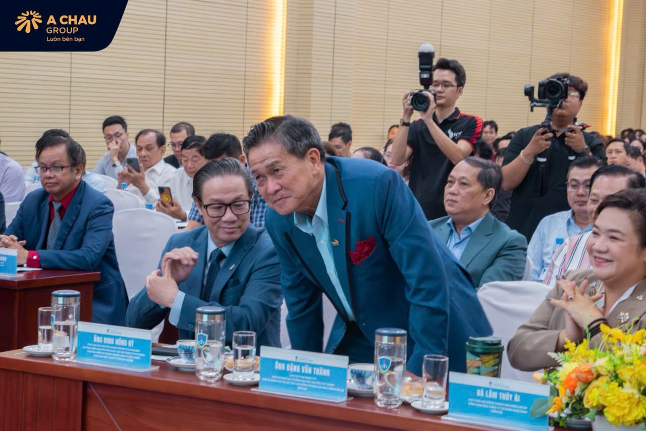 Á Châu Group ký kết hợp tác chiến lược với Trường Đại học Nguyễn Tất Thành tại Diễn đàn B2B 2026