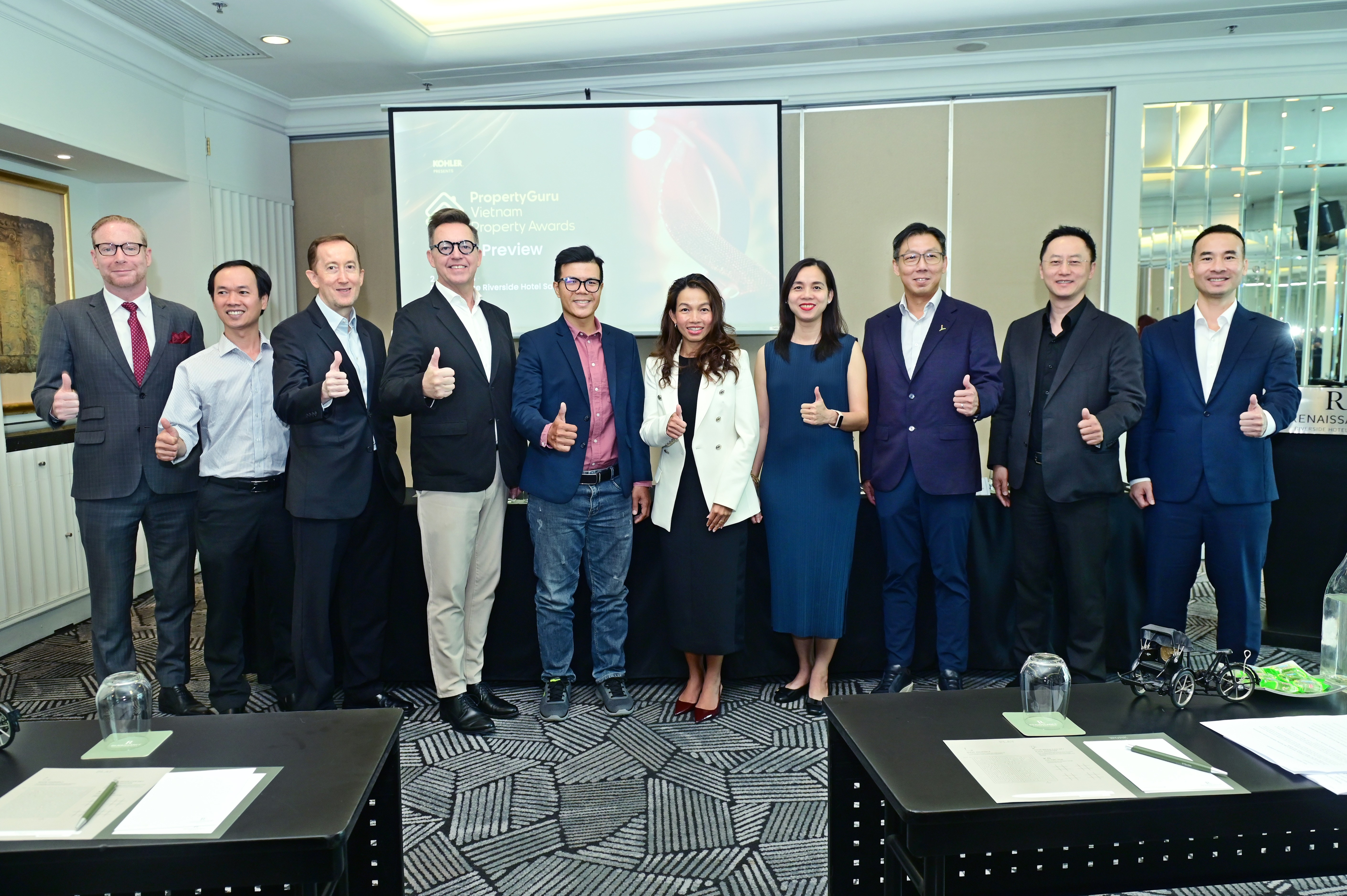 su-kien-ra-mat-giai-thuong-bat-dong-san-viet-nam-quy-tu-nhieu-lanh-dao-nganh-bds-1775193088.JPG
