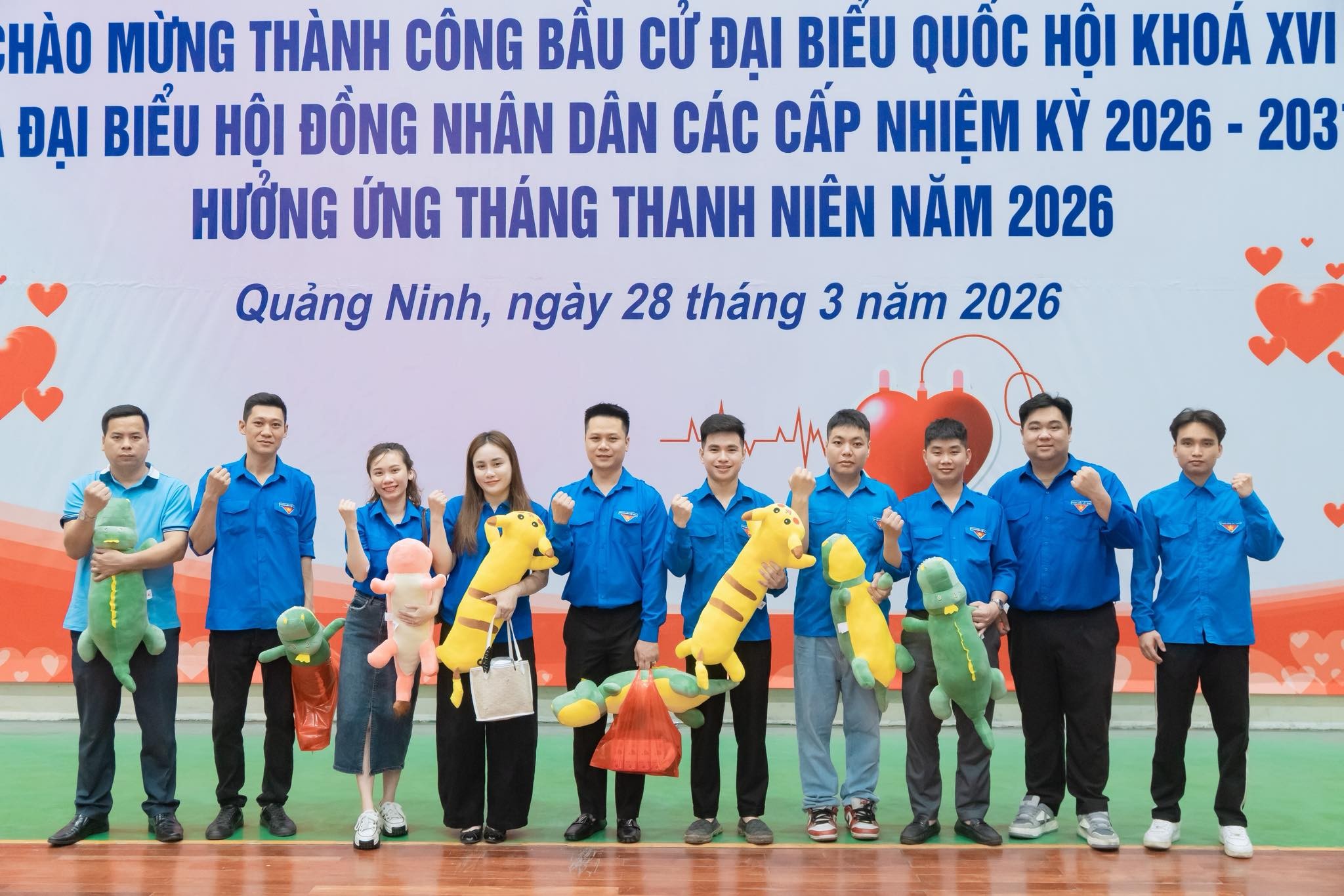 hien-mau-tinh-nguyen-thu-ve-420-don-vi-mau-1775273065.jpg