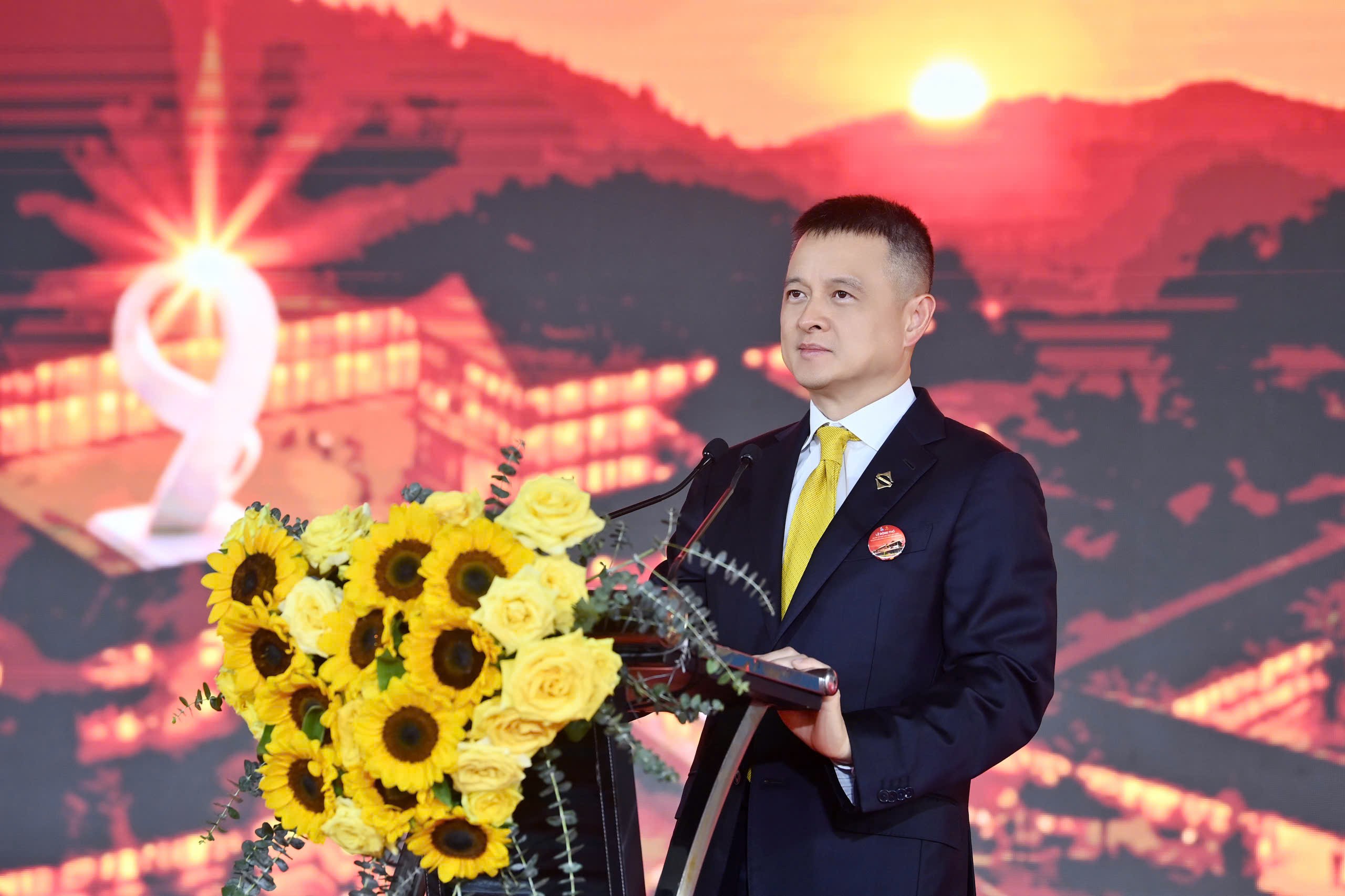 ong-dang-minh-truong-1778465996.jpg
