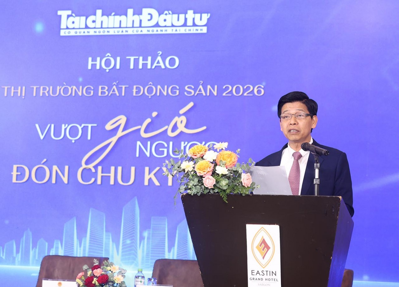 bat-dong-san-vuot-gio-nguoc-1778586851.jpg