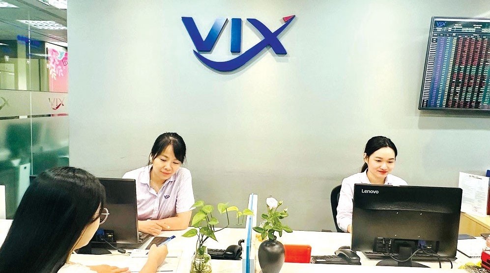 vix-187020240704100123-1759966542-1779352870.jpg