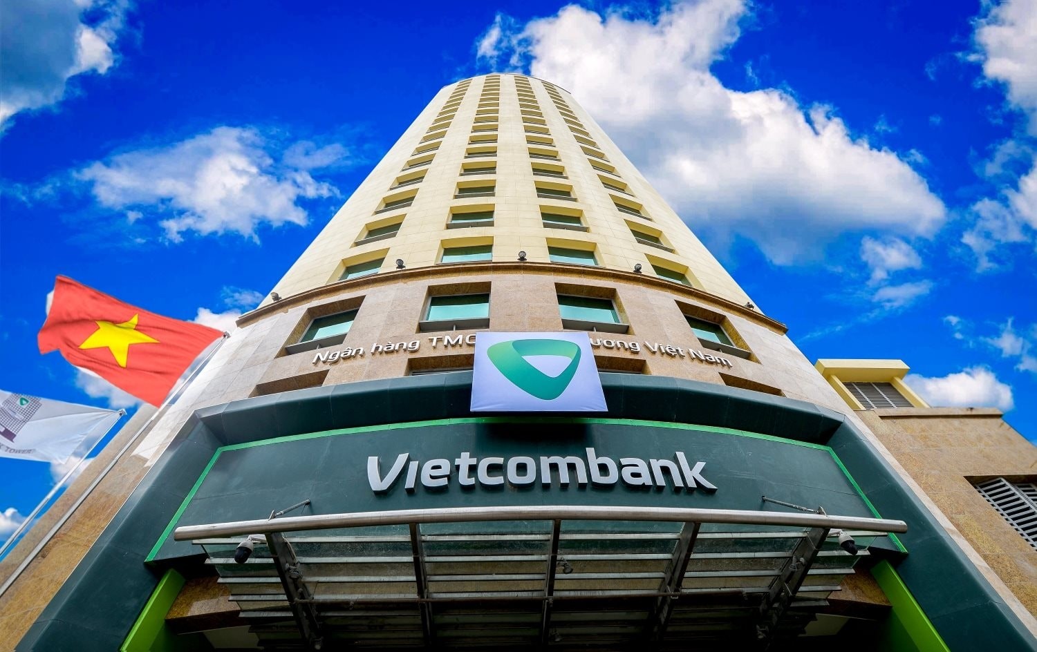 20250110-vietcombank-qhcc-10dauan2024-07-1779452359.jpg