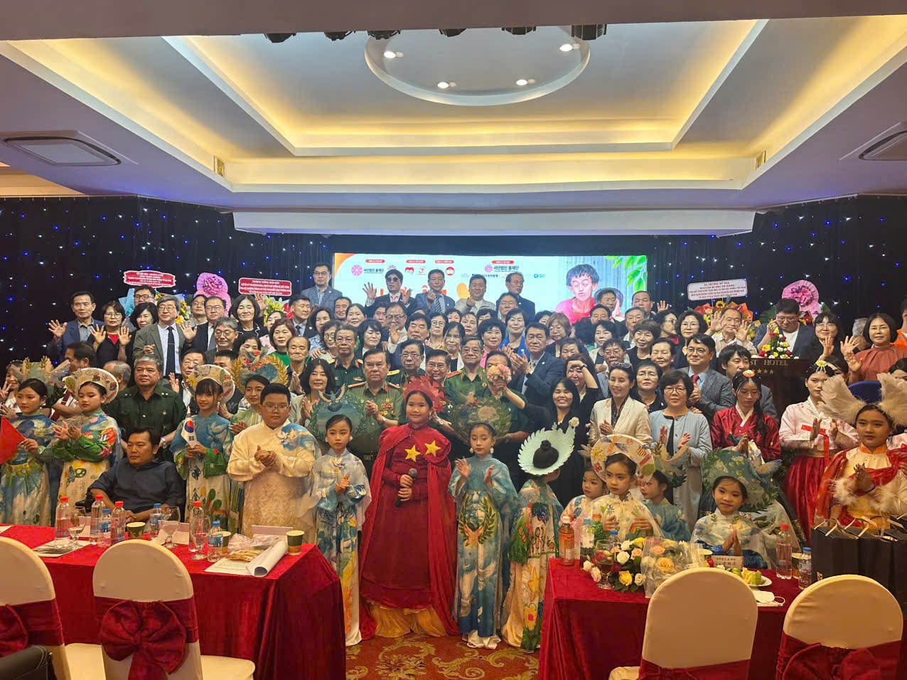 Việt Nam – Hàn Quốc: Chung tay xoa dịu nỗi đau chất độc da cam qua chương trình “Sưởi ấm những trái tim”