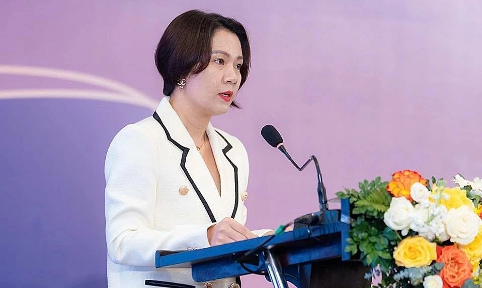 ba-nguyen-thu-hang-1779881739.webp