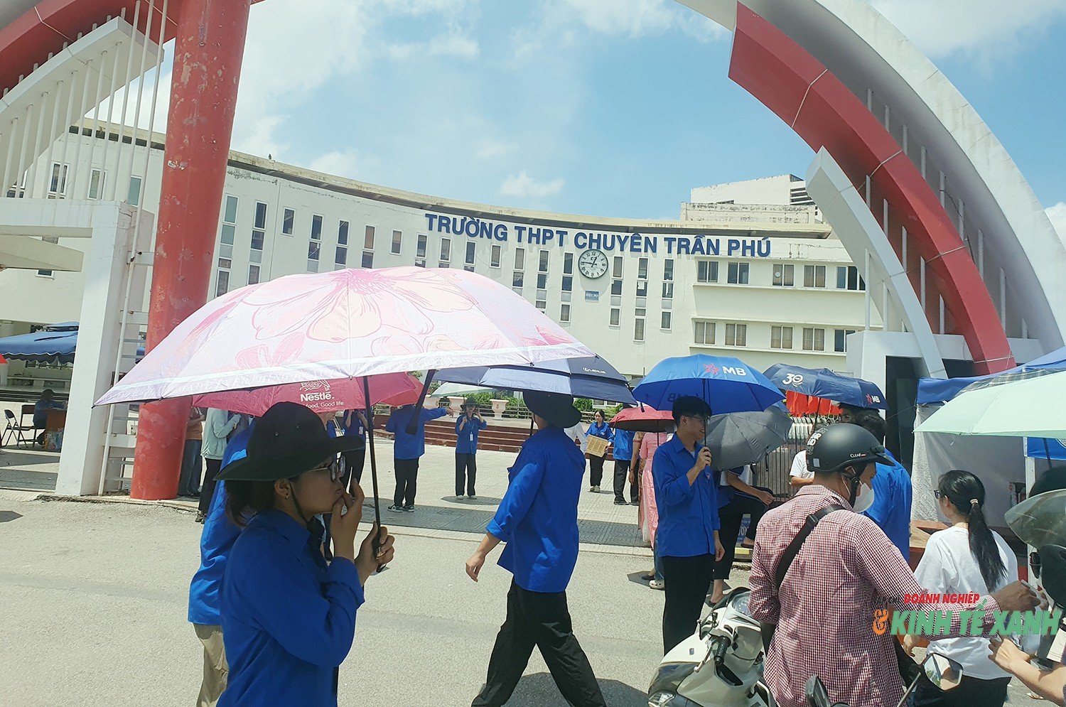 thi-chuyen1-1780386815.jpg