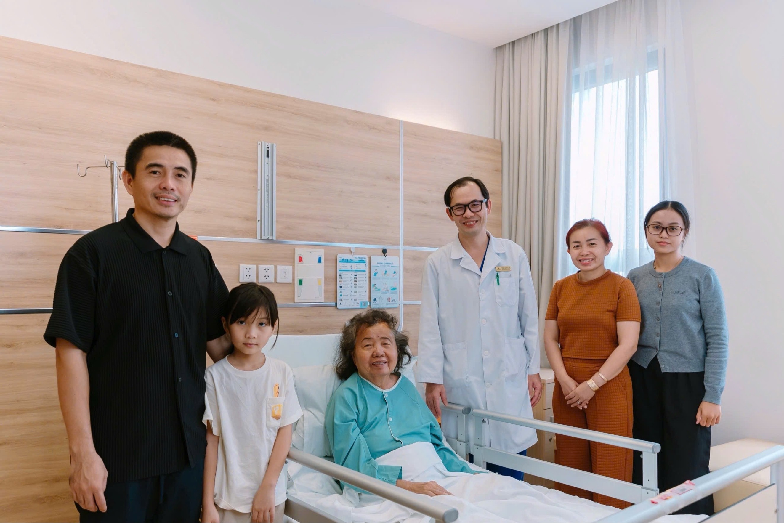 Bệnh nhân hồi phục ấn tượng sau ca phẫu thuật phức tạp.