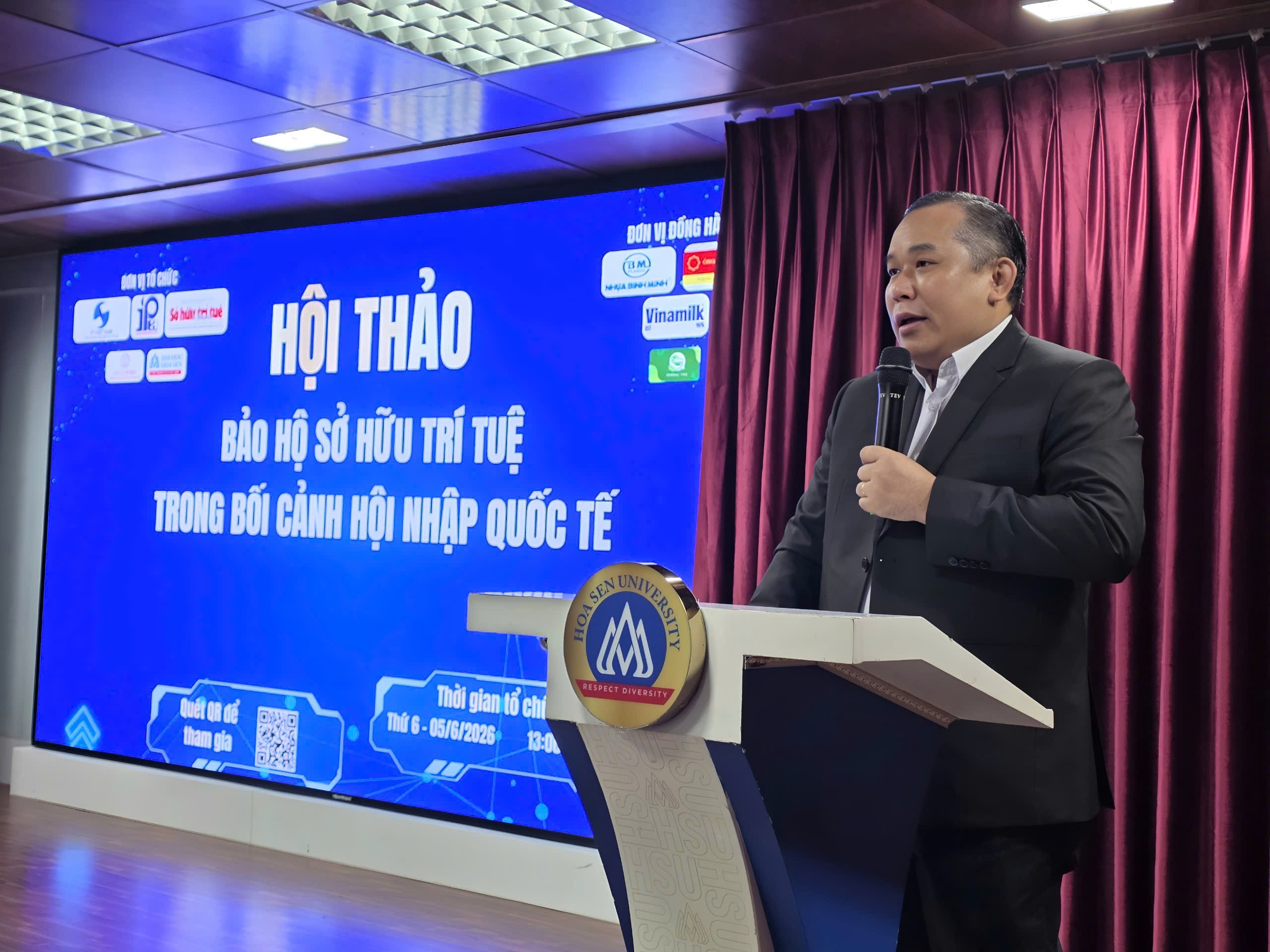 TS. Lê Văn Út - Phó Hiệu trưởng Trường Đại học Hoa Sen