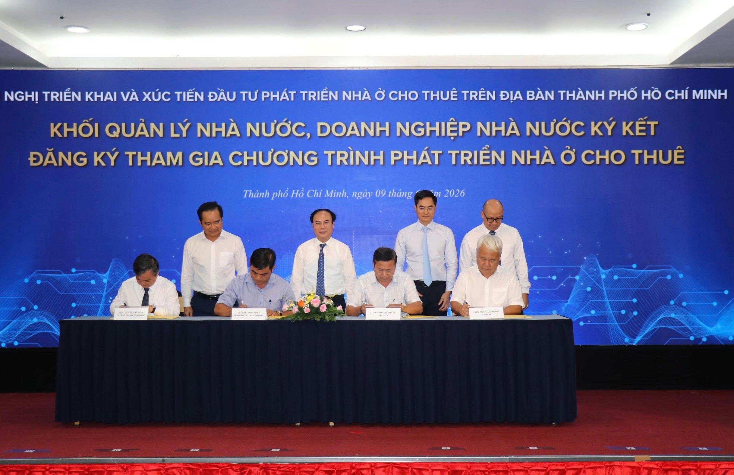 Khối quản lý Nhà nước, doanh nghiệp Nhà nước cam kết phát triển 47.000 căn nhà ở xã hội cho thuê.