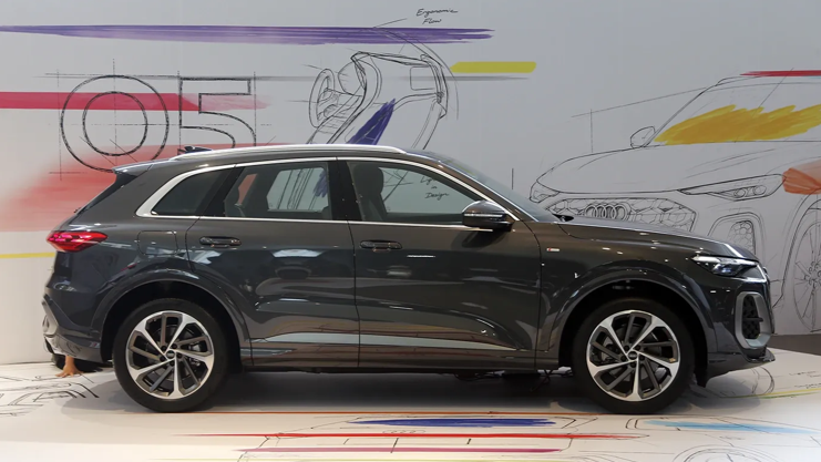 Audi Q5 thế hệ mới ra mắt Việt Nam, giá từ 2,849 tỷ đồng