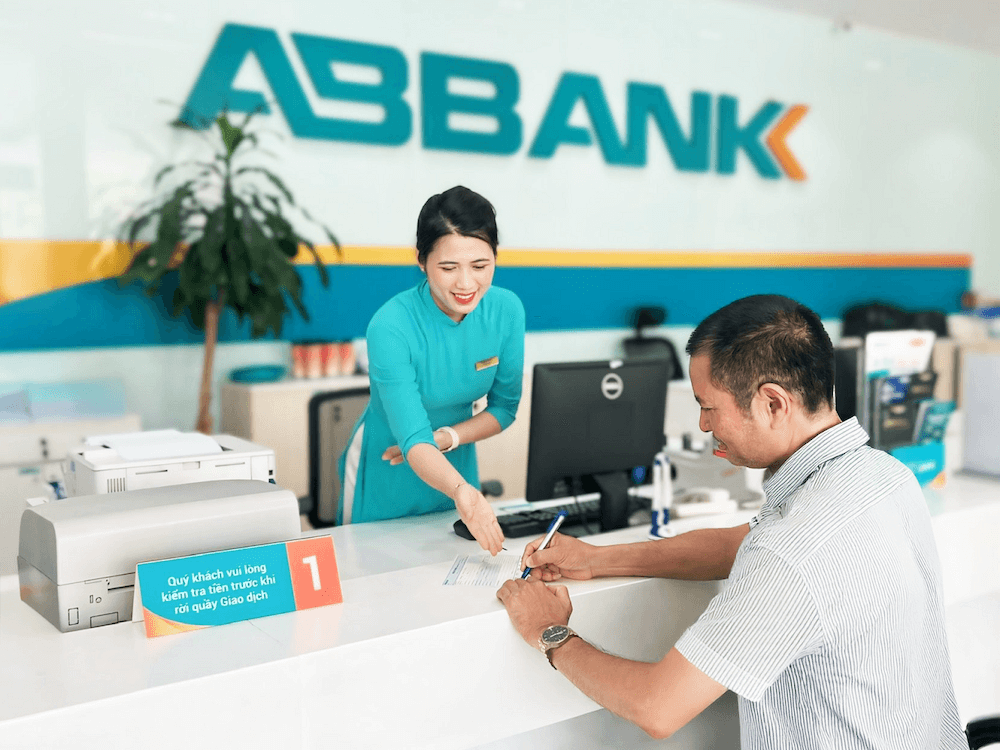 ABBank sắp chia cổ tức bằng cổ phiếu 15%, tăng vốn lên hơn 20.000 tỷ đồng.