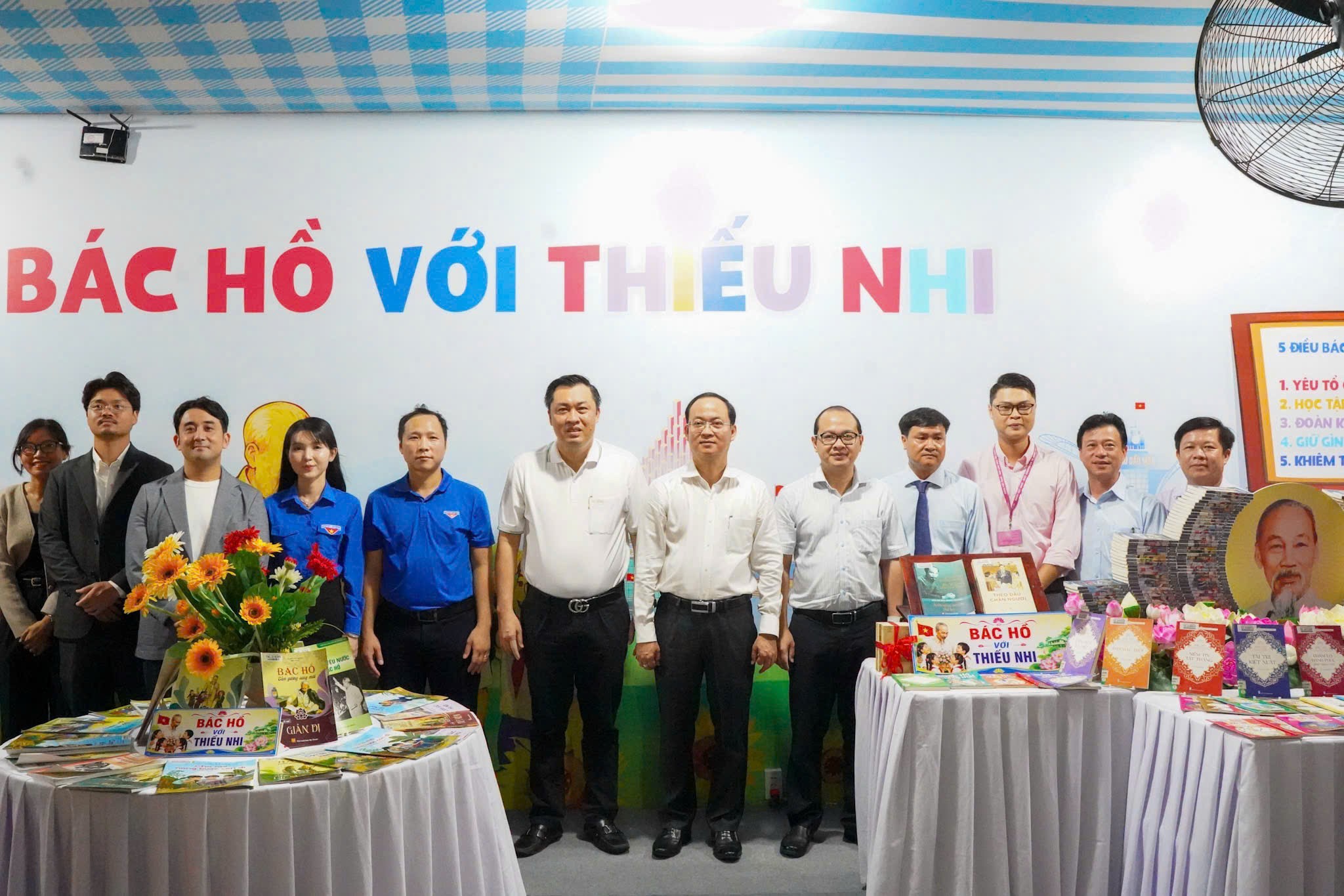 to-chuc-hoi-sach-6-1782618534.jpg