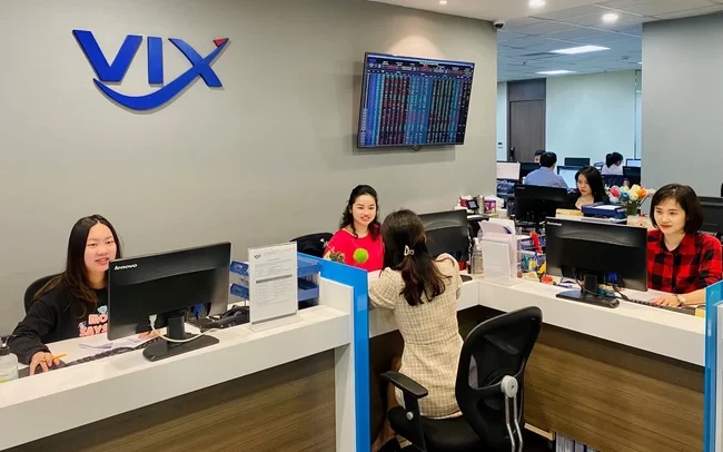 vixmoiaa-1782707972.webp