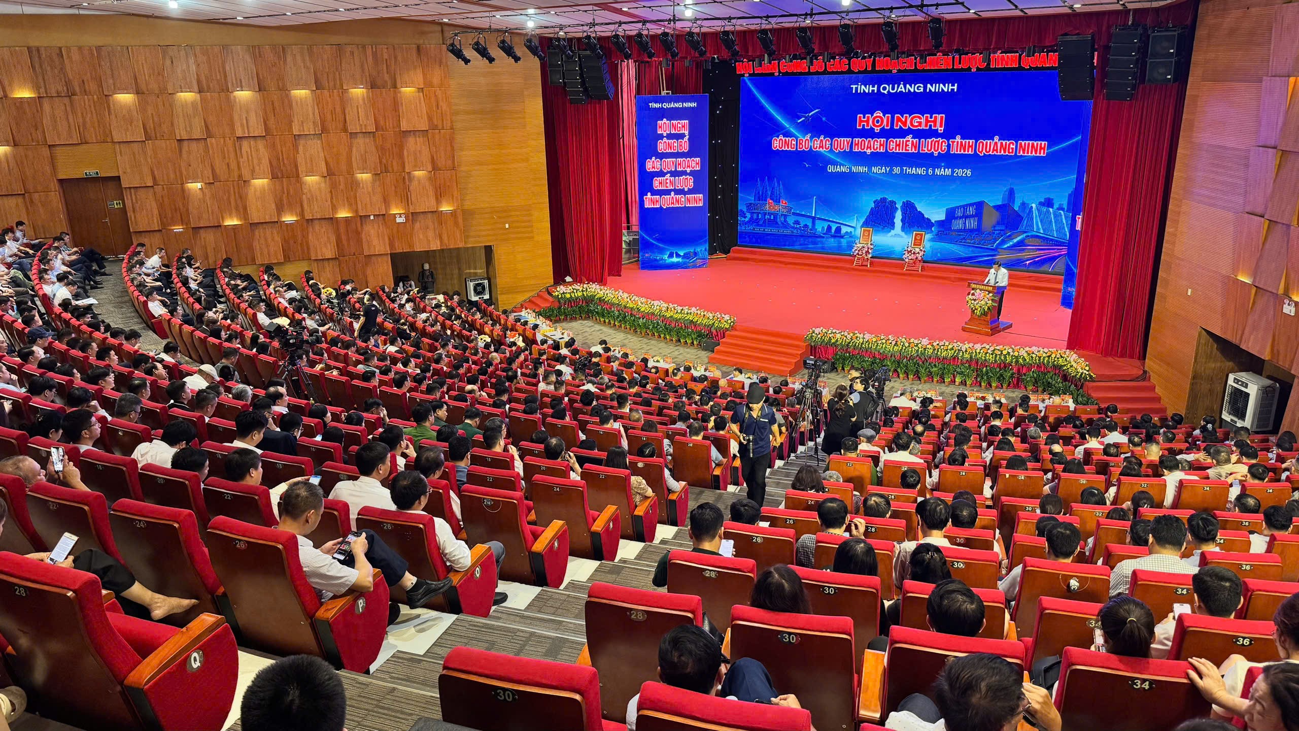 qnqn-1782816820.jpg