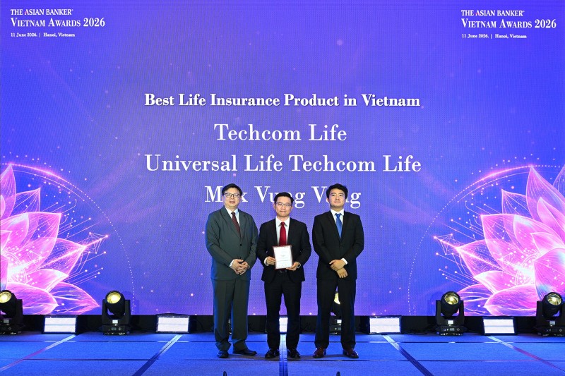 Sản phẩm Universal Life Techcom Life Max giành giải Sản phẩm Bảo hiểm Nhân thọ xuất sắc nhất Việt Nam tại Lễ trao giải The Asian Banker Vietnam Awards 2026. 