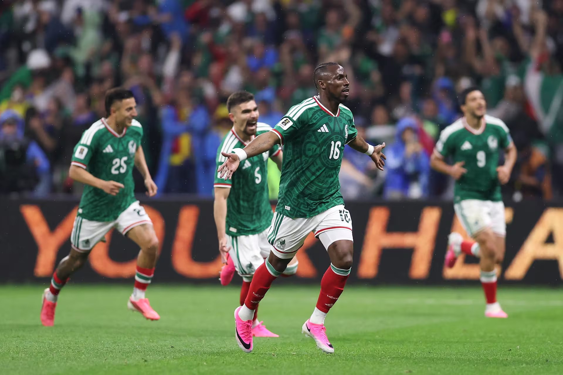 mexico-v-ecuador-round-of-32-fifa-world-cup-2026-4-1782900540.jpg