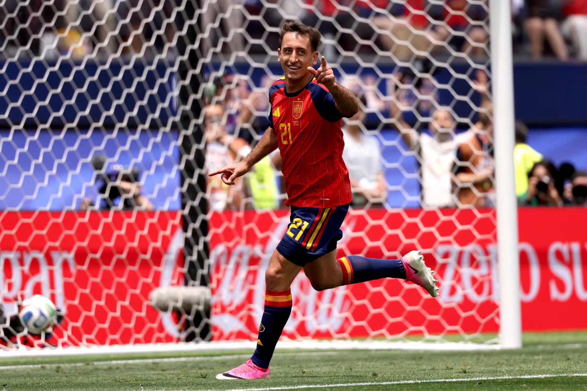 spain-v-austria-round-of-32-fifa-world-cup-2026-1783045388.jpg
