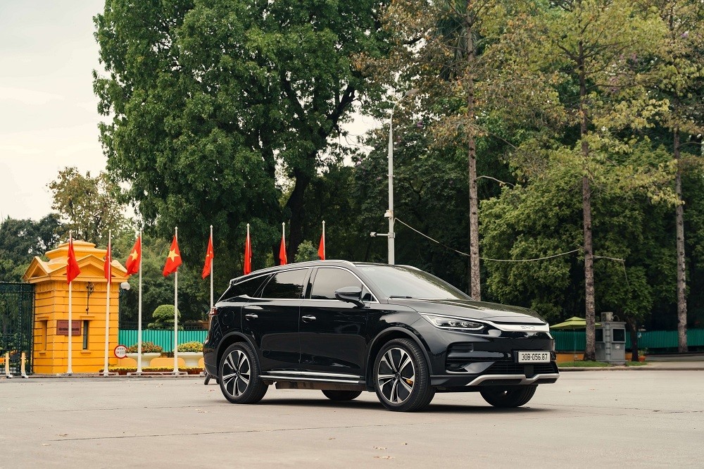 byd-sealion-8-1783117852.jpg