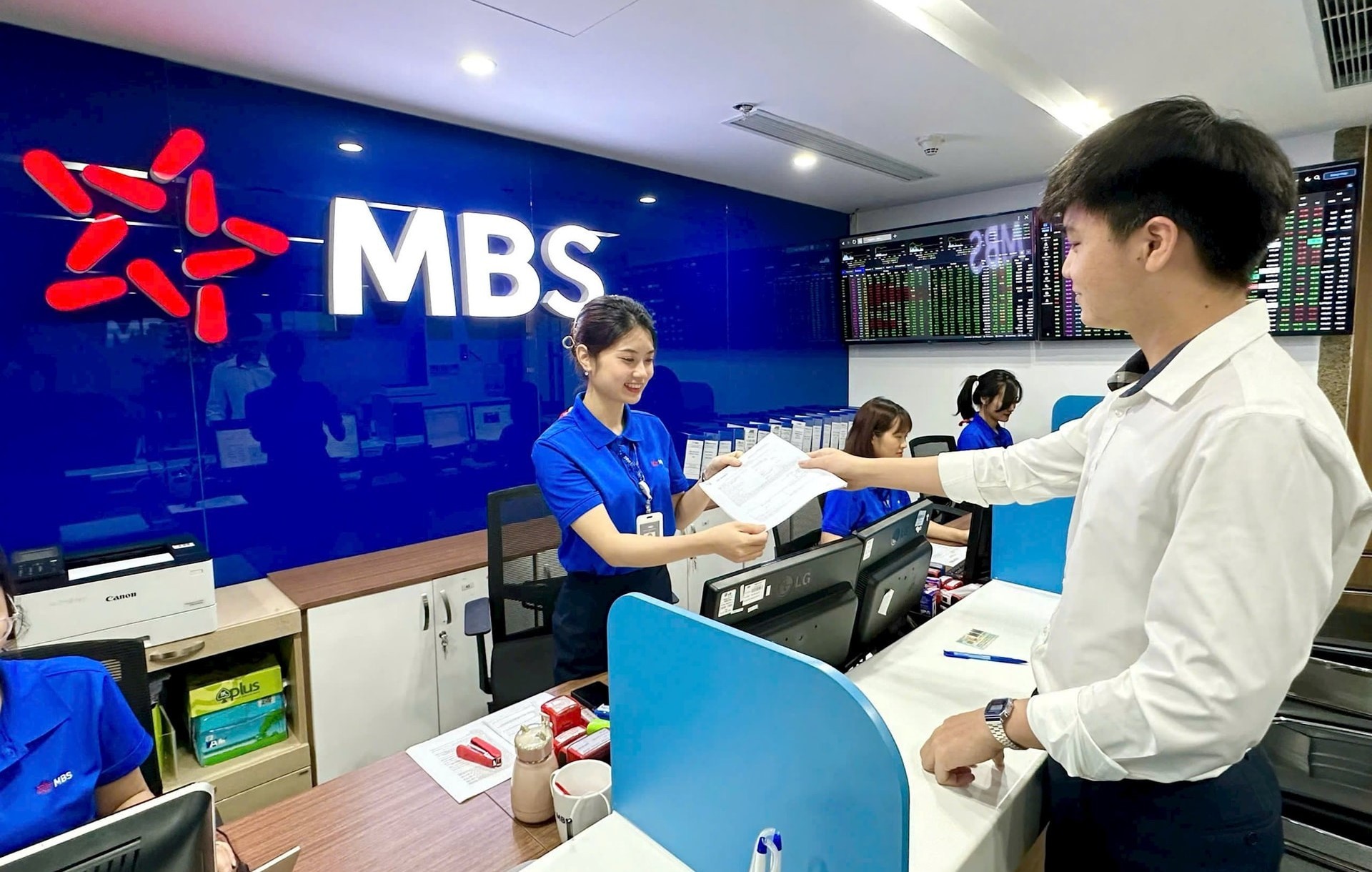 mbs-1783414927.jpg