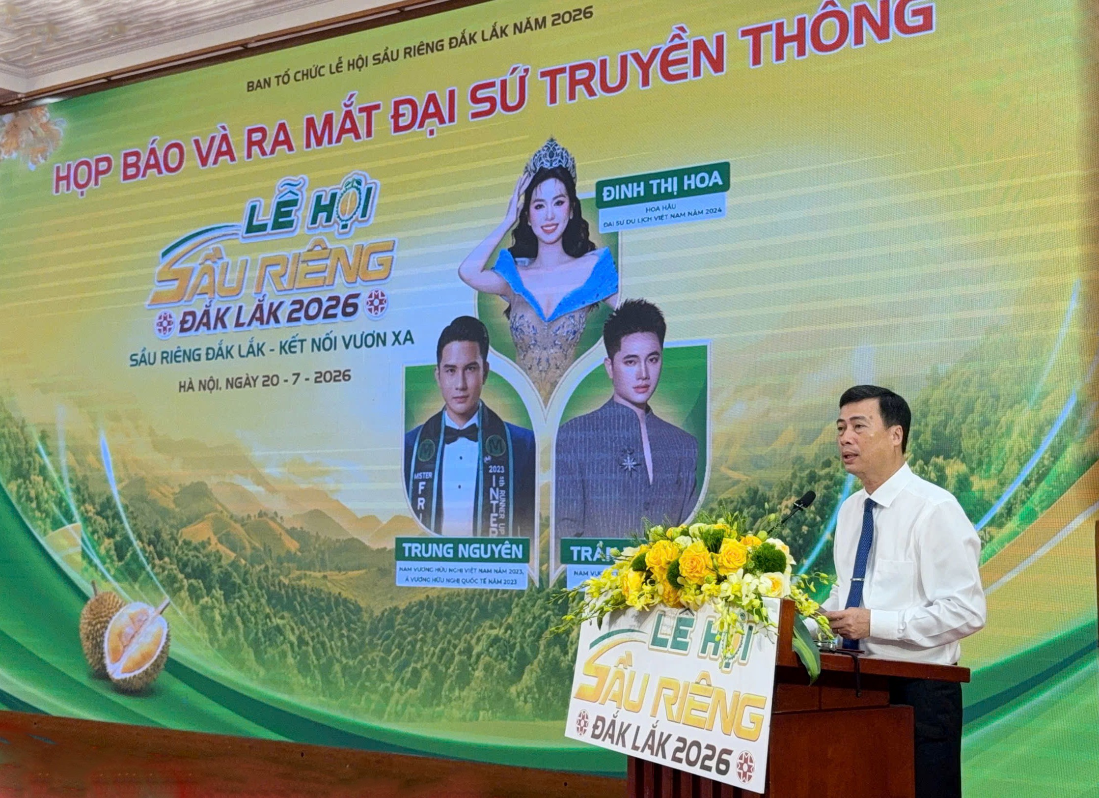 ong-tran-hong-tien-giam-doc-so-van-hoa-the-thao-va-du-lich-tinh-dak-lak-thong-tin-toi-bao-chi-cac-hoat-dong-xoay-quanh-le-hoi-sau-rieng-nam-2026-1784624127.jpg