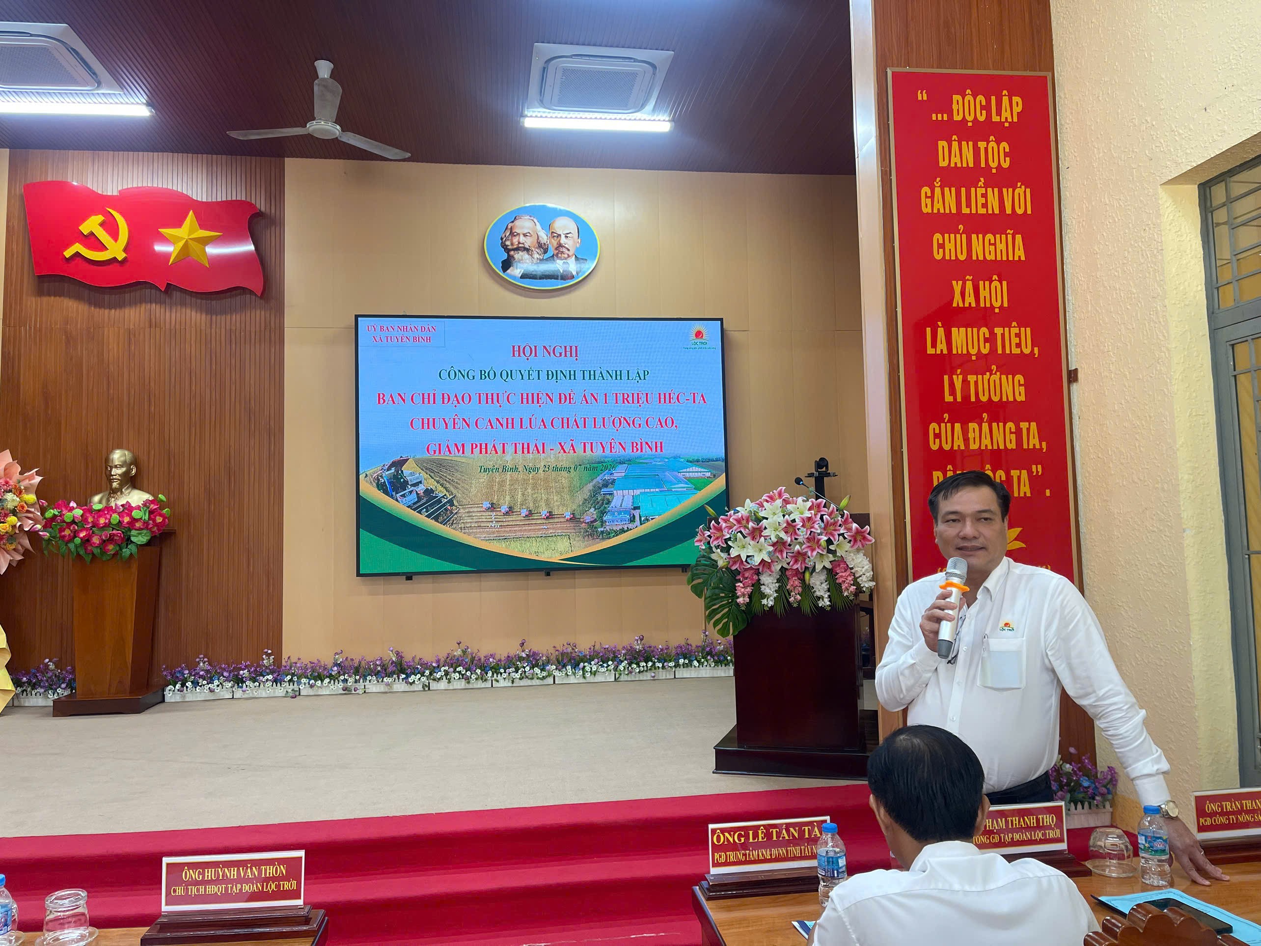 Tây Ninh triển khai Đề án 1 triệu héc-ta lúa chất lượng cao, gắn với tăng trưởng xanh - Ảnh 6