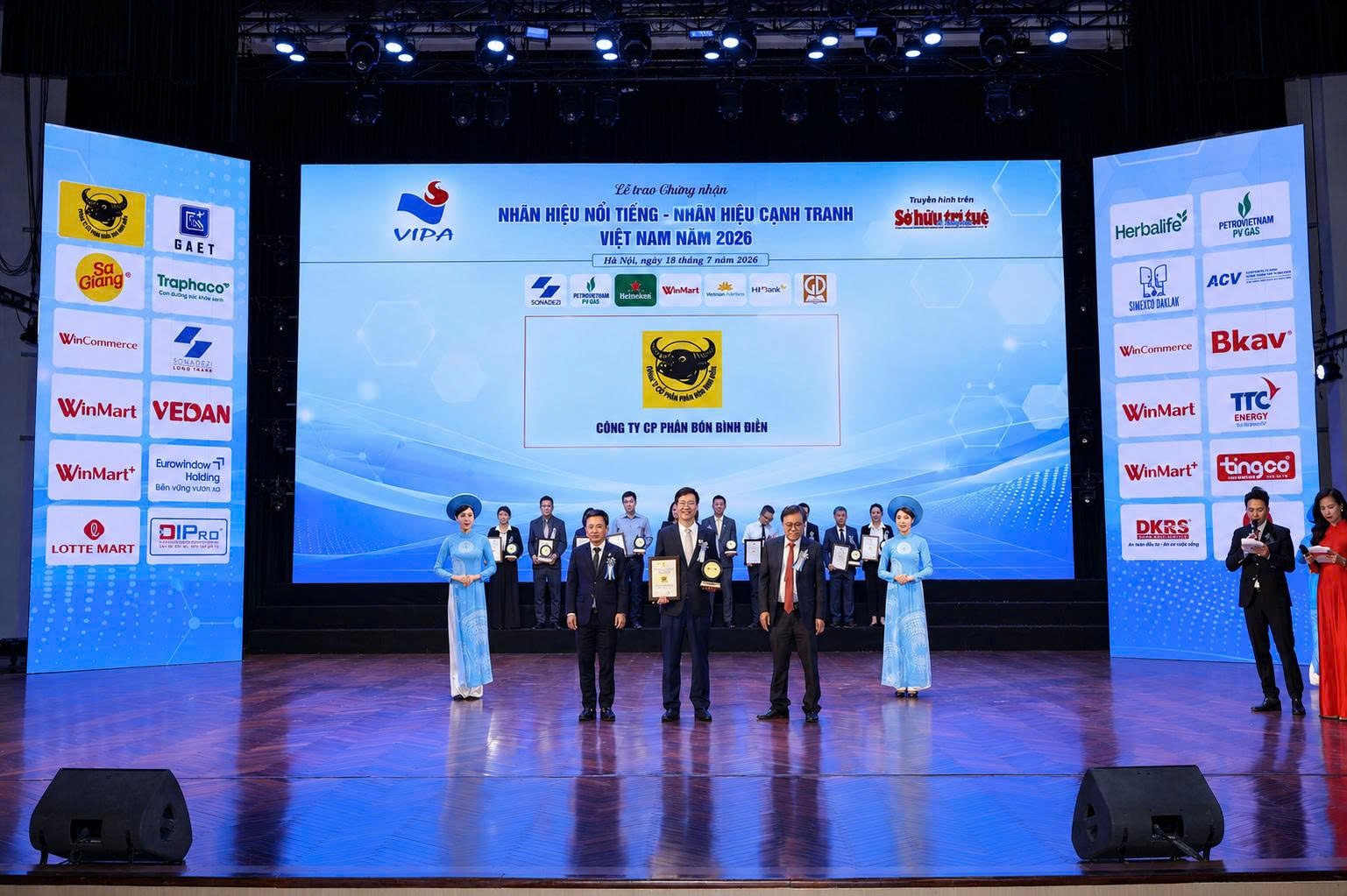 Phân bón Bình Điền: Nâng tầm thương hiệu bằng đổi mới sáng tạo và phát triển xanh - Ảnh 1