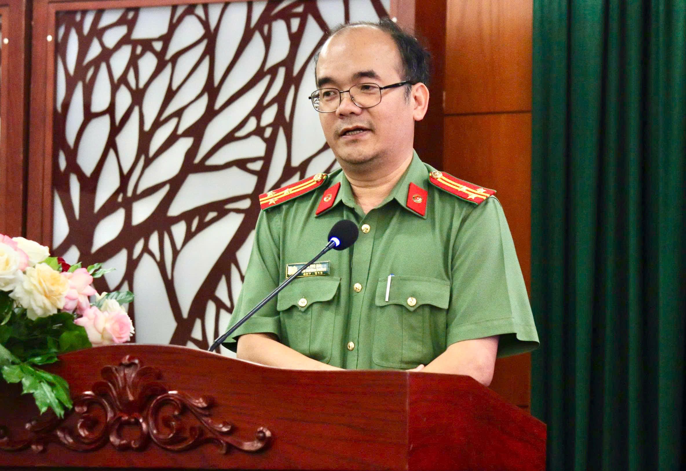Thượng tá Hồ Thọ Hải, Phó Trưởng phòng An ninh mạng và phòng, chống tội phạm sử dụng công nghệ cao (PA05), Công an TP.HCM. (Ảnh: Mỹ Hậu)