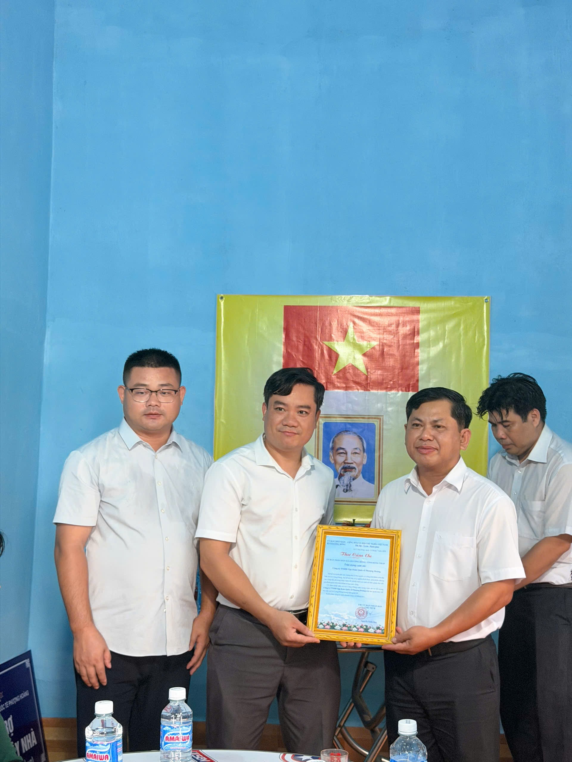 Tập đoàn Quốc tế Phượng Hoàng lan tỏa nghĩa tình, tri ân người có công tại Đồng Tháp và Bắc Ninh - Ảnh 6