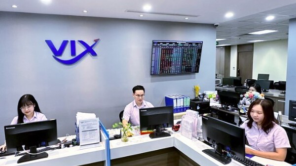 chung-khoan-vix-dat-ke-hoach-than-trong-loi-nhuan-2026-giam-48-6a22ee3386a9c-1784970331.png