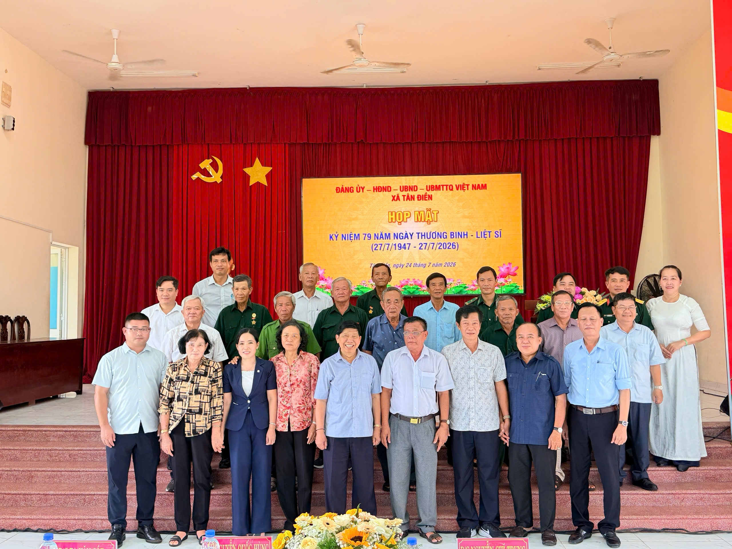 Tập đoàn Quốc tế Phượng Hoàng lan tỏa nghĩa tình, tri ân người có công tại Đồng Tháp và Bắc Ninh - Ảnh 1