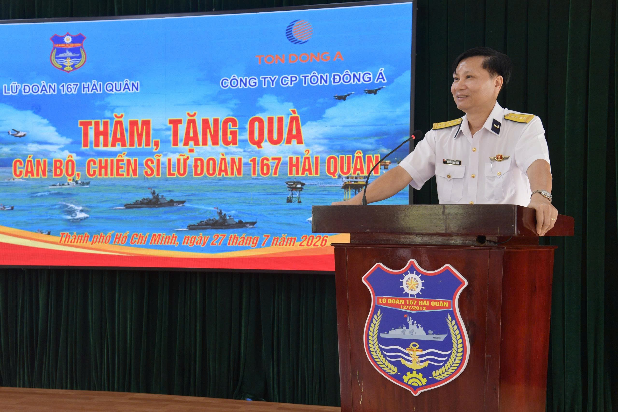 4-dai-ta-nguyen-thanh-nhan-bi-thu-dang-uy-chinh-uy-lu-doan-phat-bieu-tai-chuong-trinh-1785232588.jpg