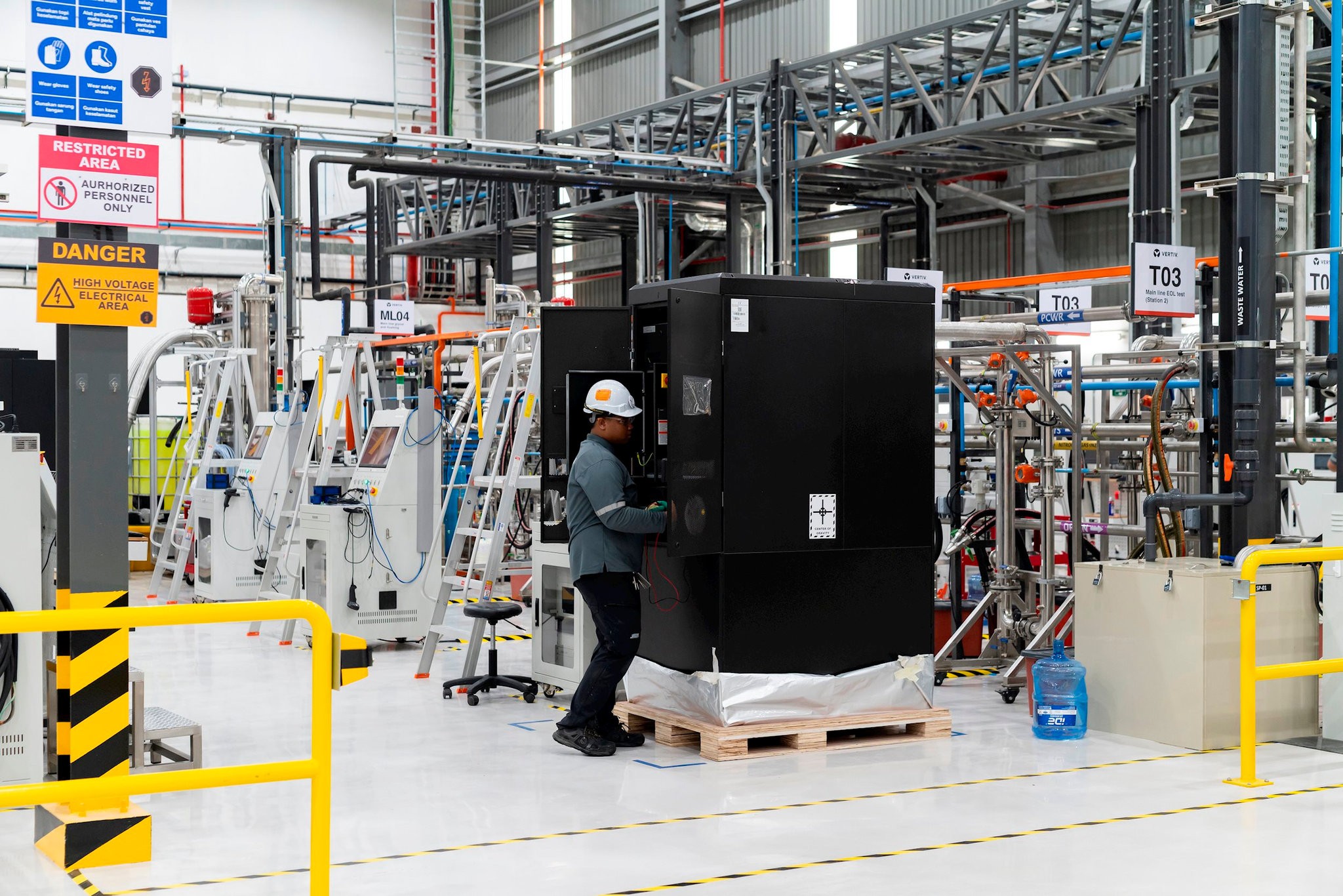 Vertiv hướng tới đồng hành cùng doanh nghiệp trong hành trình chuyển đổi số, góp phần xây dựng nền tảng hạ tầng số hiệu quả, linh hoạt và bền vững. (Ảnh minh hoạ)