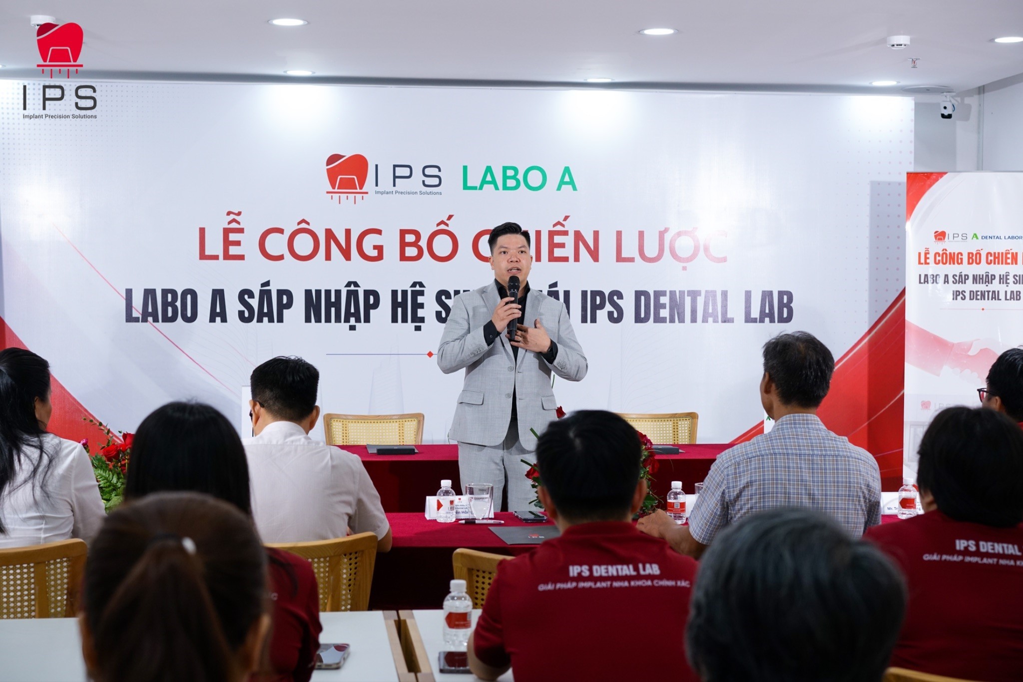 Ông Nguyễn Hồng Phúc - Giám đốc Điều hành IPS Dental Lab chia sẻ định hướng phát triển hệ sinh thái và chiến lược chuẩn hóa chất lượng phục hình Implant sau khi Labo A gia nhập.
