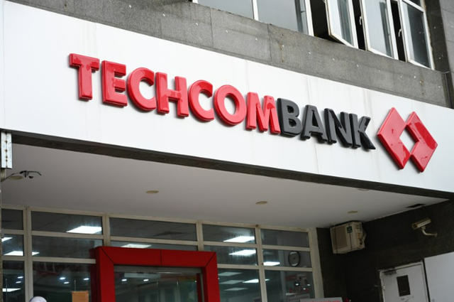 techcombank-gop-hon-1-000-ty-dong-thanh-lap-cong-ty-bao-hiem-nhan-tho-antt-17425459362661164796291-17575012450921214117599-1757521319667-1757521320525863049818-1785816573.webp