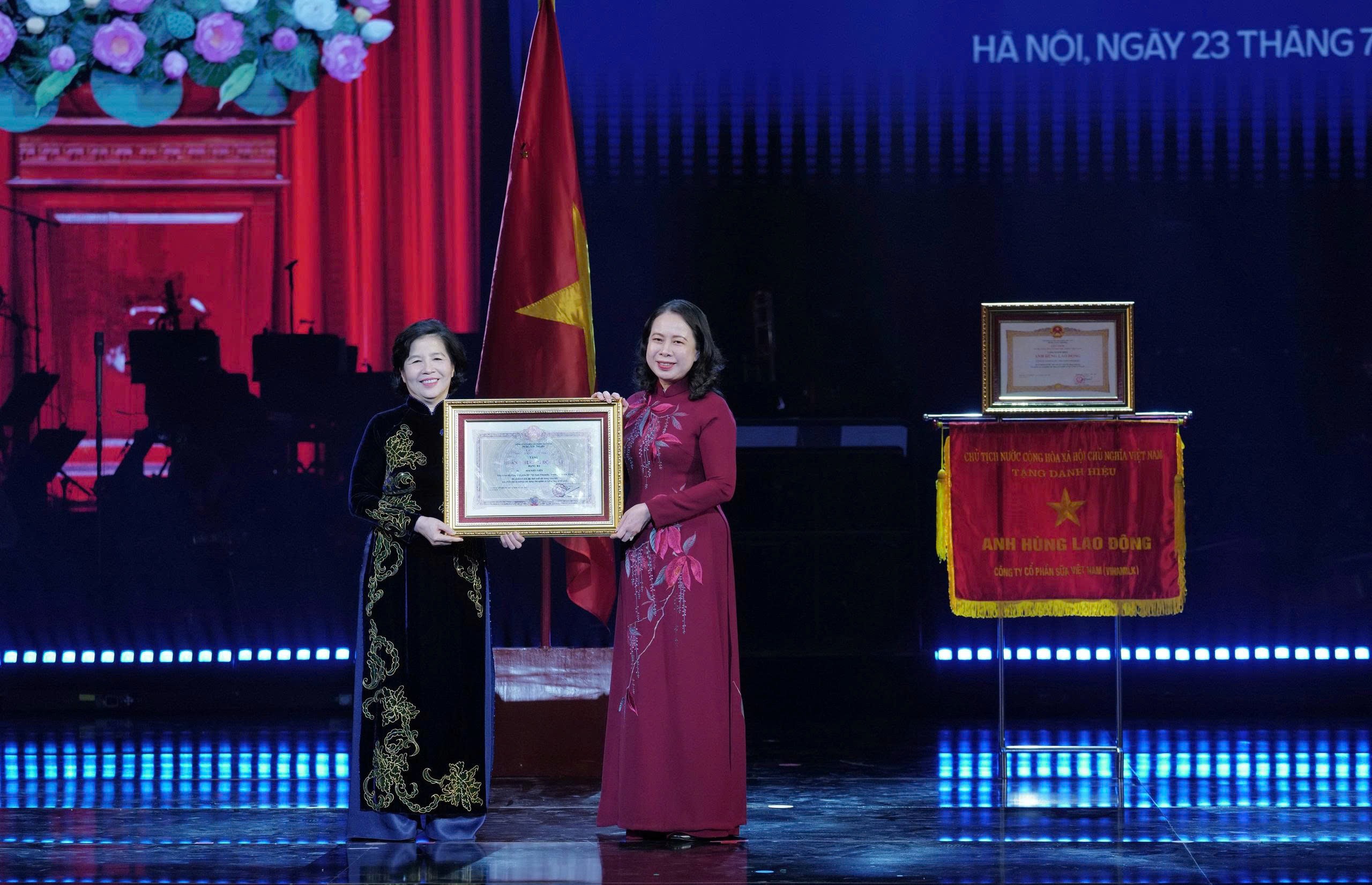 Vinamilk: 50 năm vun đắp niềm tin, kiến tạo thương hiệu tỷ USD - Ảnh 6