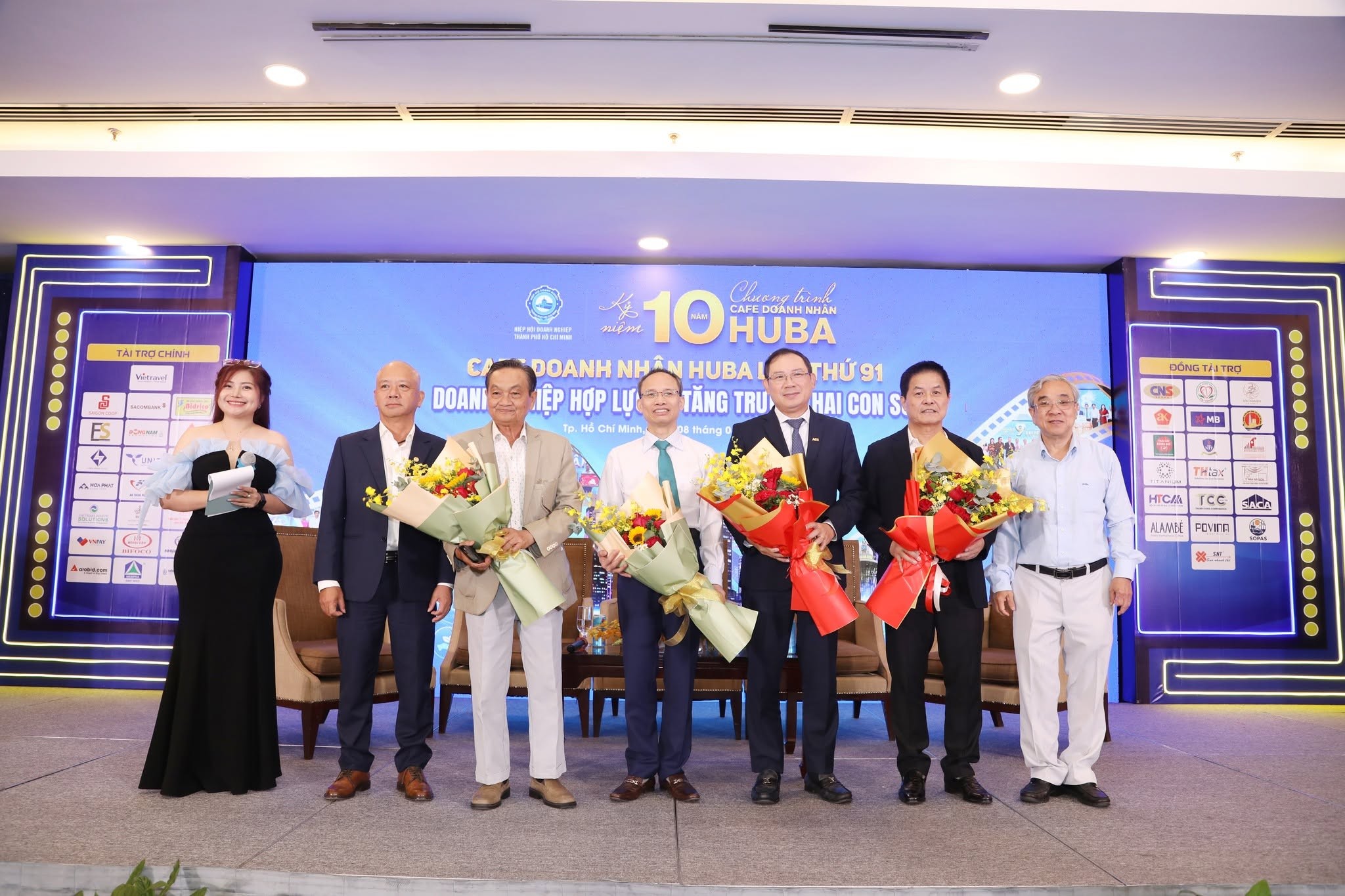Cà phê Doanh nhân HUBA: Gỡ điểm nghẽn, tạo động lực tăng trưởng hai con số - Ảnh 9