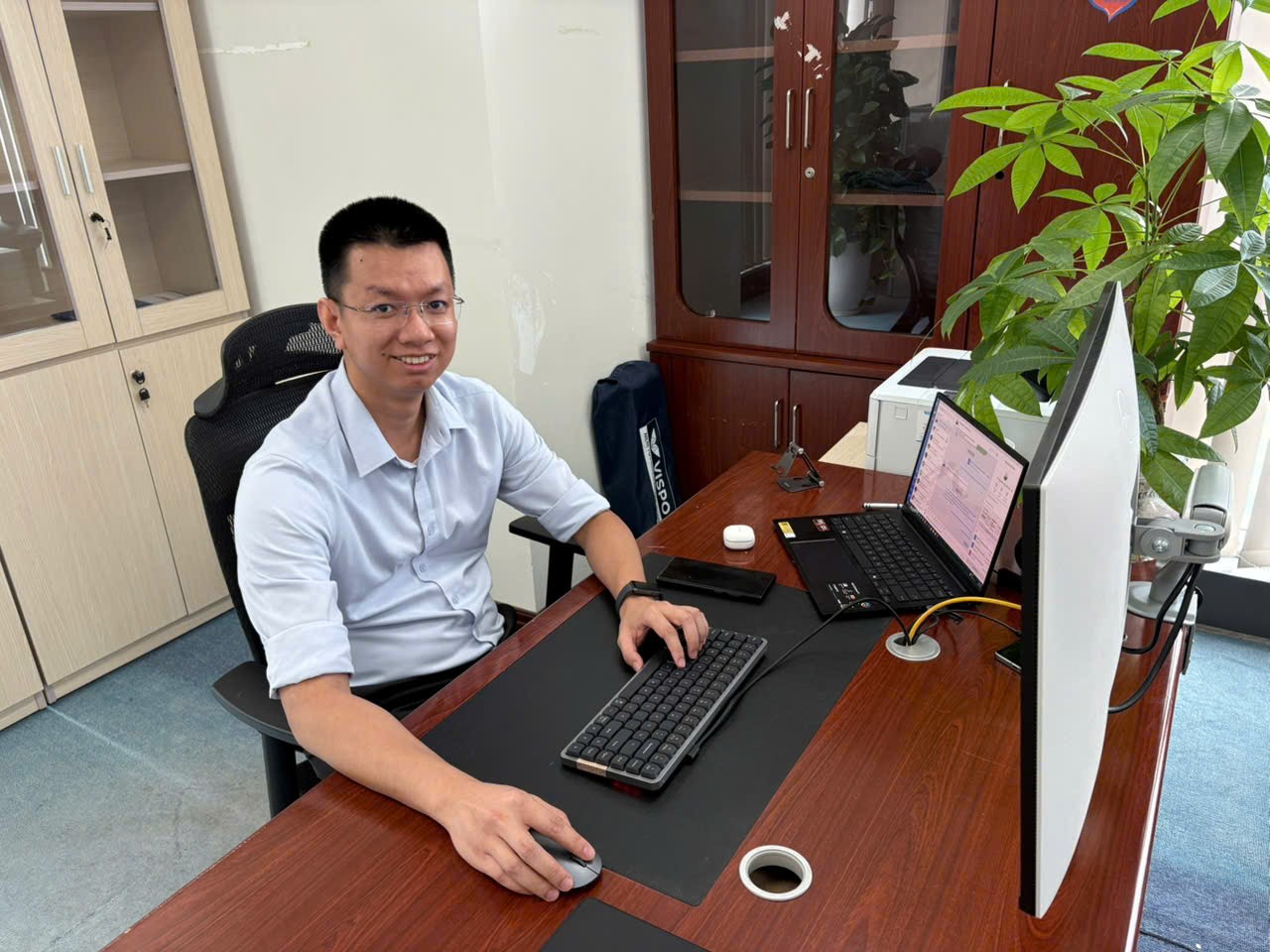 ong-do-ke-cong-giam-doc-trung-tam-san-pham-khach-hang-to-chuc-doanh-nghiep-tct-dich-vu-vien-thong-tap-doan-vnpt-1786977449.jpg