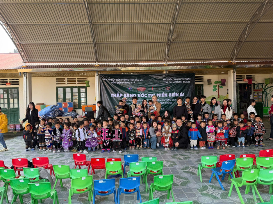 Vietory Group: Gieo tri thức, nối dài những ước mơ “vùng khó” - Ảnh 8